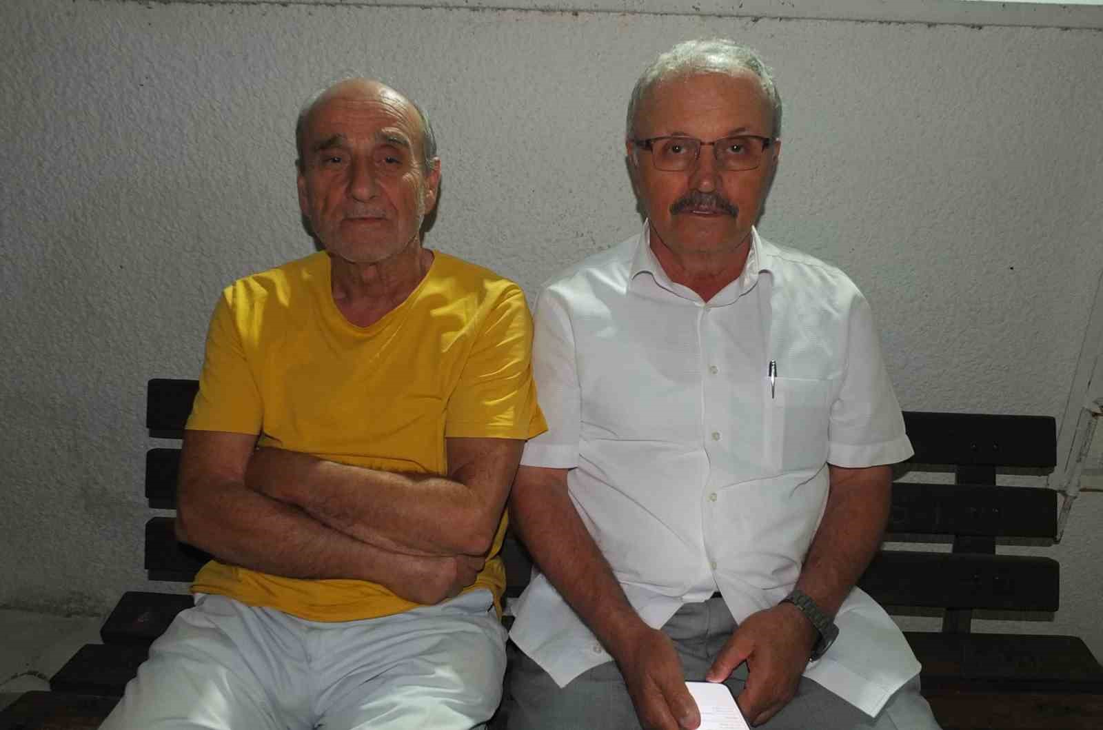 BURHANİYE’DE SÜRÜCÜLERE OTOPARK PARASI SÜRPRİZİ