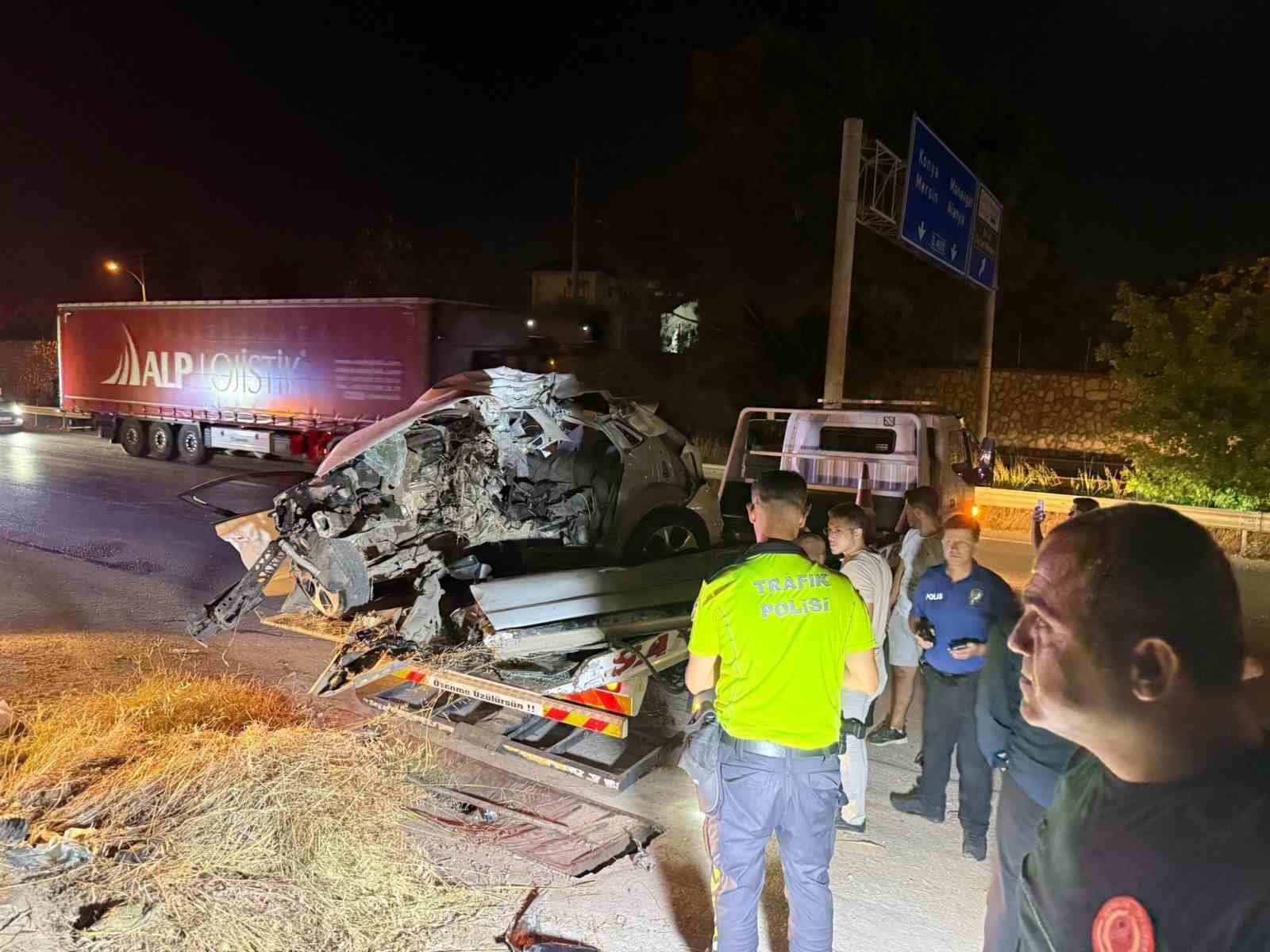 ARACIN MOTORUNUN FIRLAYIP BARAKAYA GİRDİĞİ KAZADA, SÜRÜCÜ HAYATINI KAYBETTİ