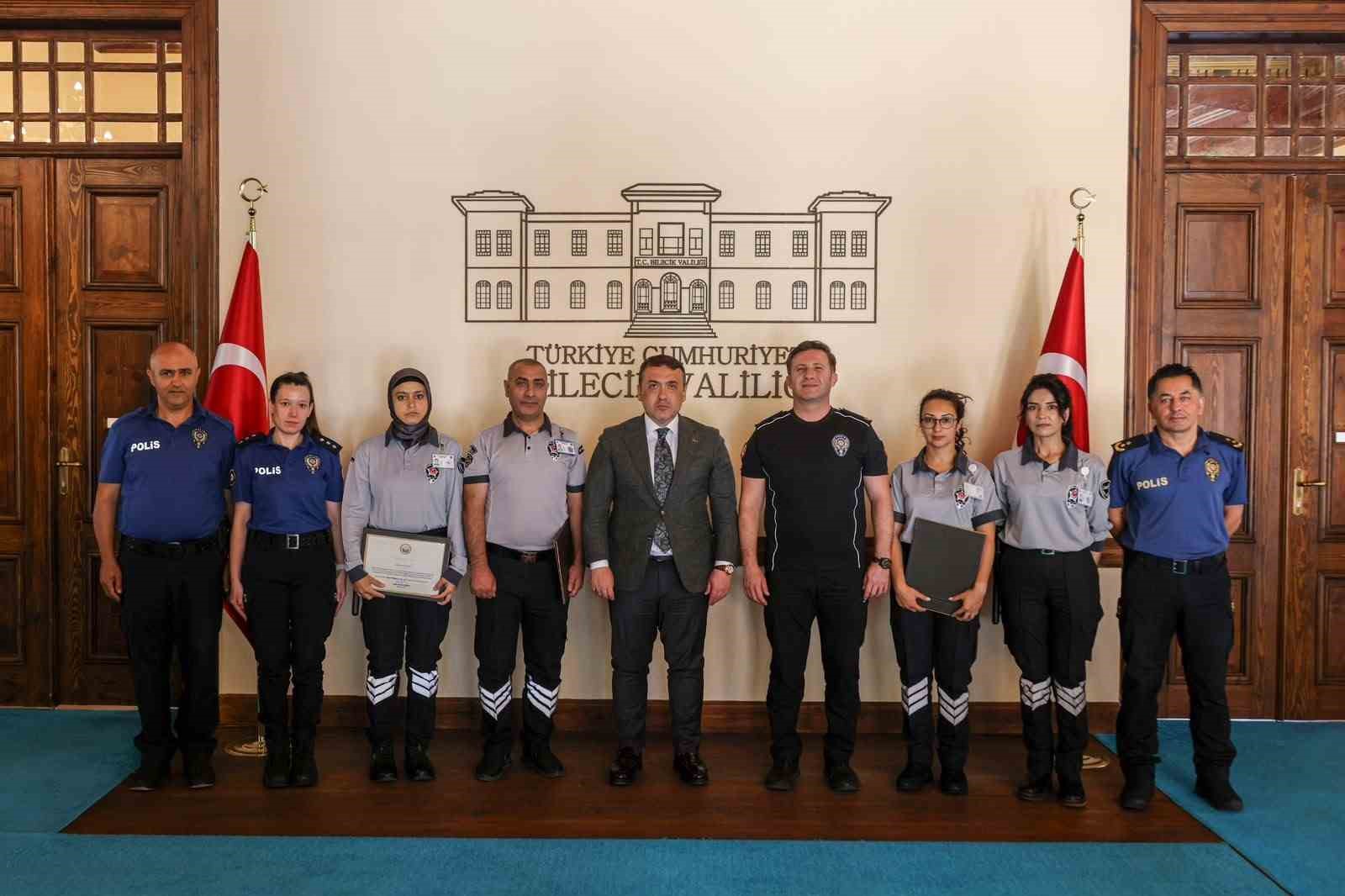 BİLECİK’TE ÖZEL GÜVENLİK PERSONELLERİNE BAŞARI BELGESİ