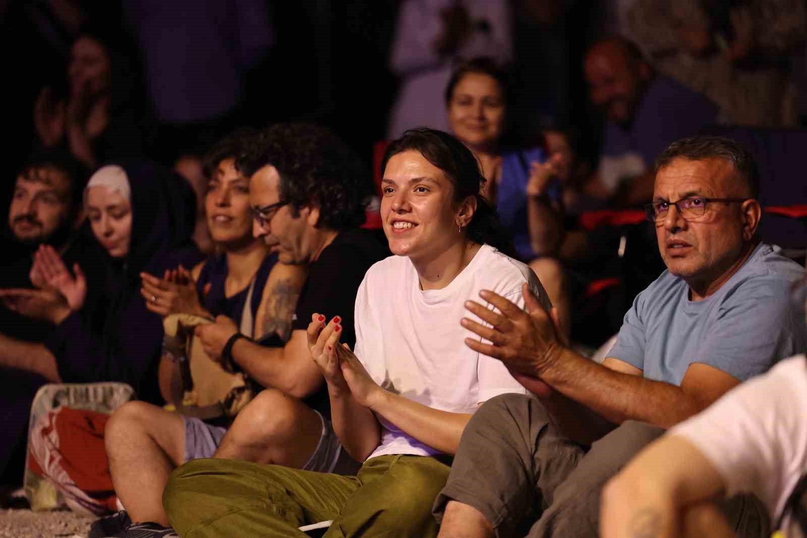 NİLÜFER CAZ FESTİVALİ’NDE MUSA EROĞLU’NDAN UNUTULMAZ KONSER