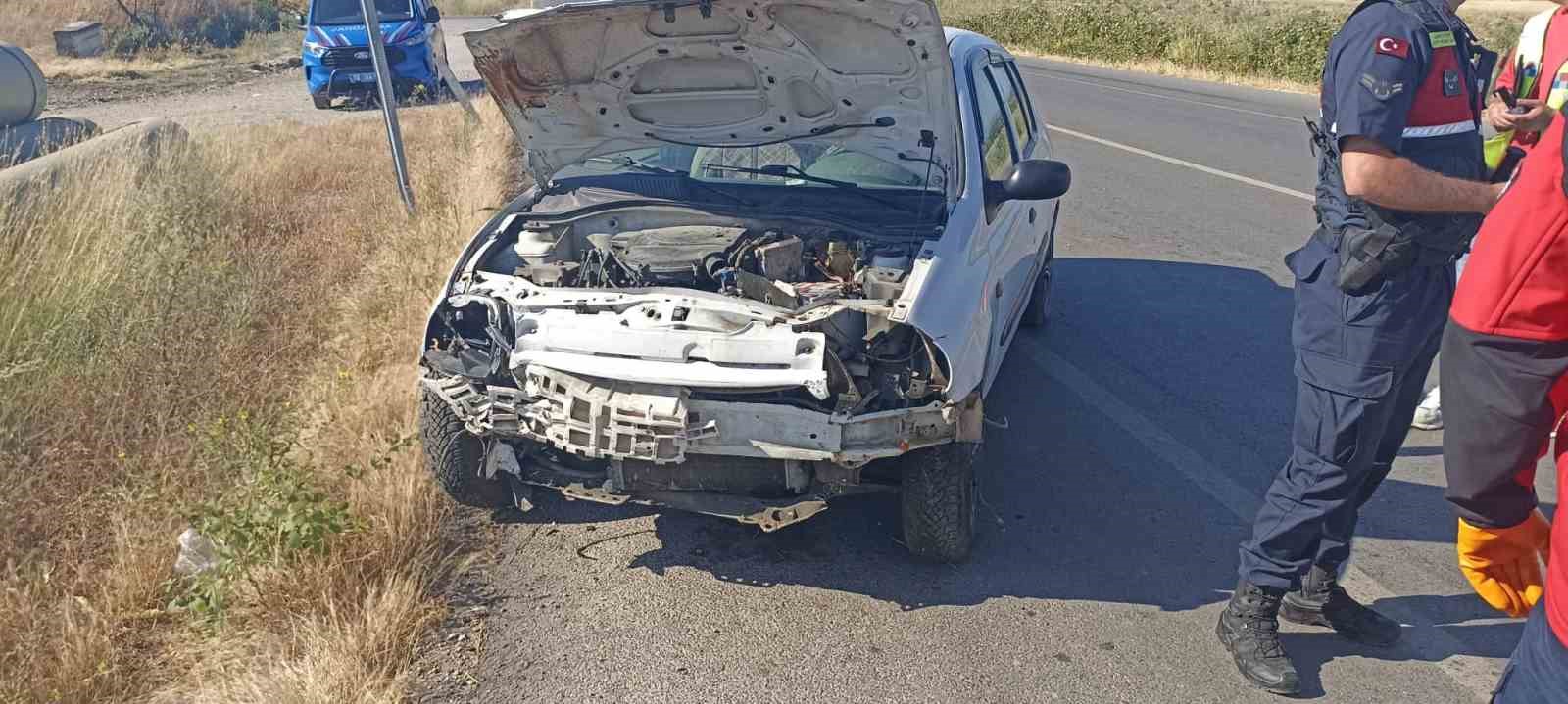 BALIKESİR’DE ÇİFT TARAFLI TRAFİK KAZASI; 1 AĞIR 7 KİŞİ YARALI