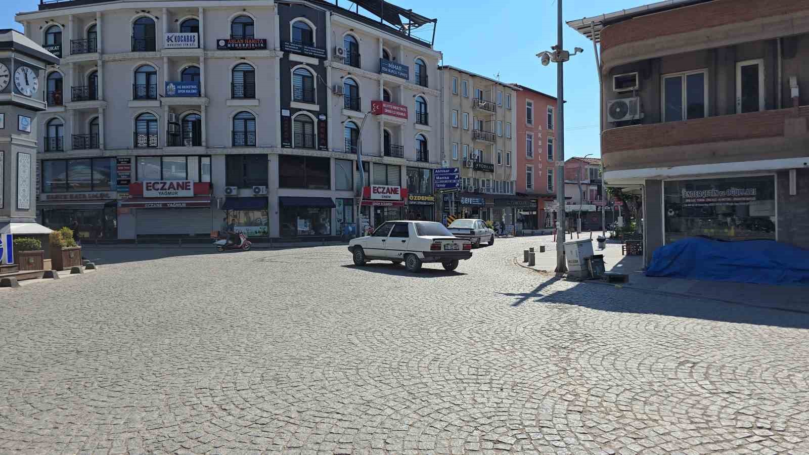 SINDIRGI’DA DEPREM