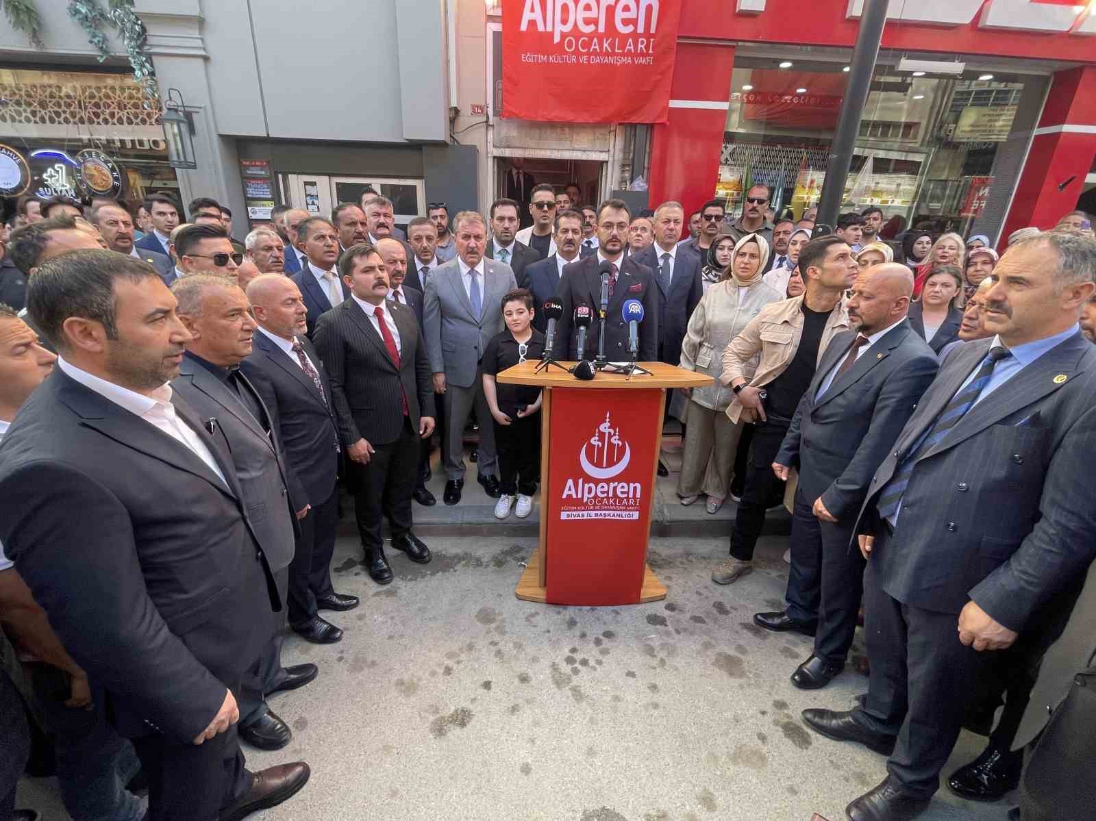 BBP GENEL BAŞKANI DESTİCİ: "MUHSİN YAZICIOĞLU DAVASININ SONUÇLARI BİRKAÇ AY GİBİ KISA BİR SÜRE İÇERİSİNDE TOPLUM İLE PAYLAŞILACAKTIR"
