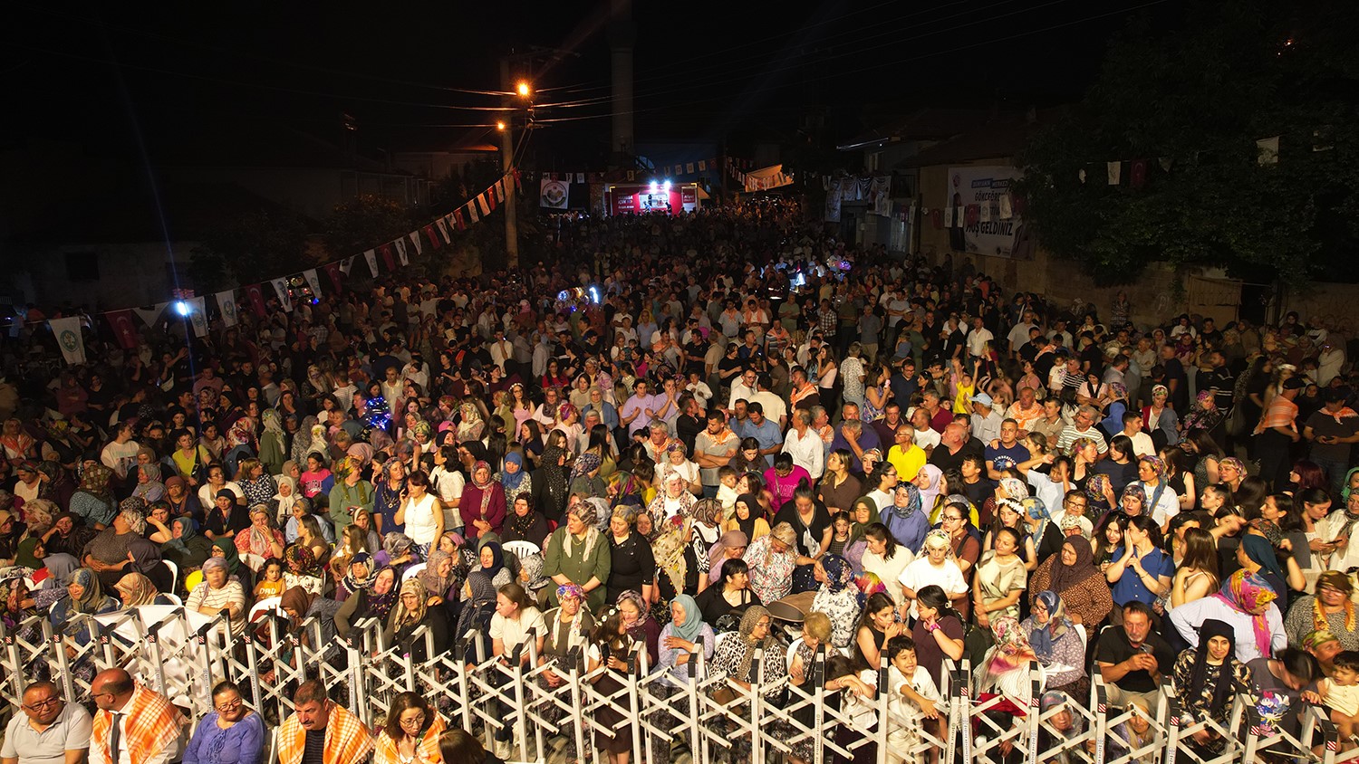 GÖKÇEÖREN BİR İLKE İMZA ATTI: "DÜNYANIN MERKEZİ GÖKÇEÖREN KÜLTÜR FESTİVALİ" YOĞUN İLGİ GÖRDÜ