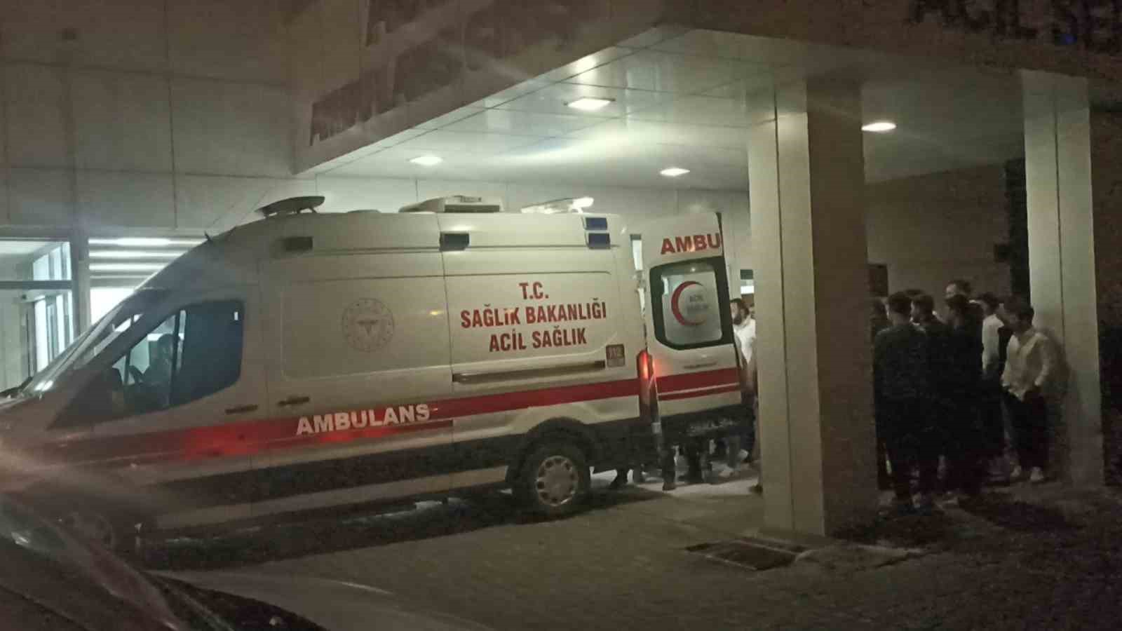 SİVAS’TA SÖZLÜ TARTIŞMA SİLAHLI KAVGAYA DÖNDÜ: 1 AĞIR YARALI