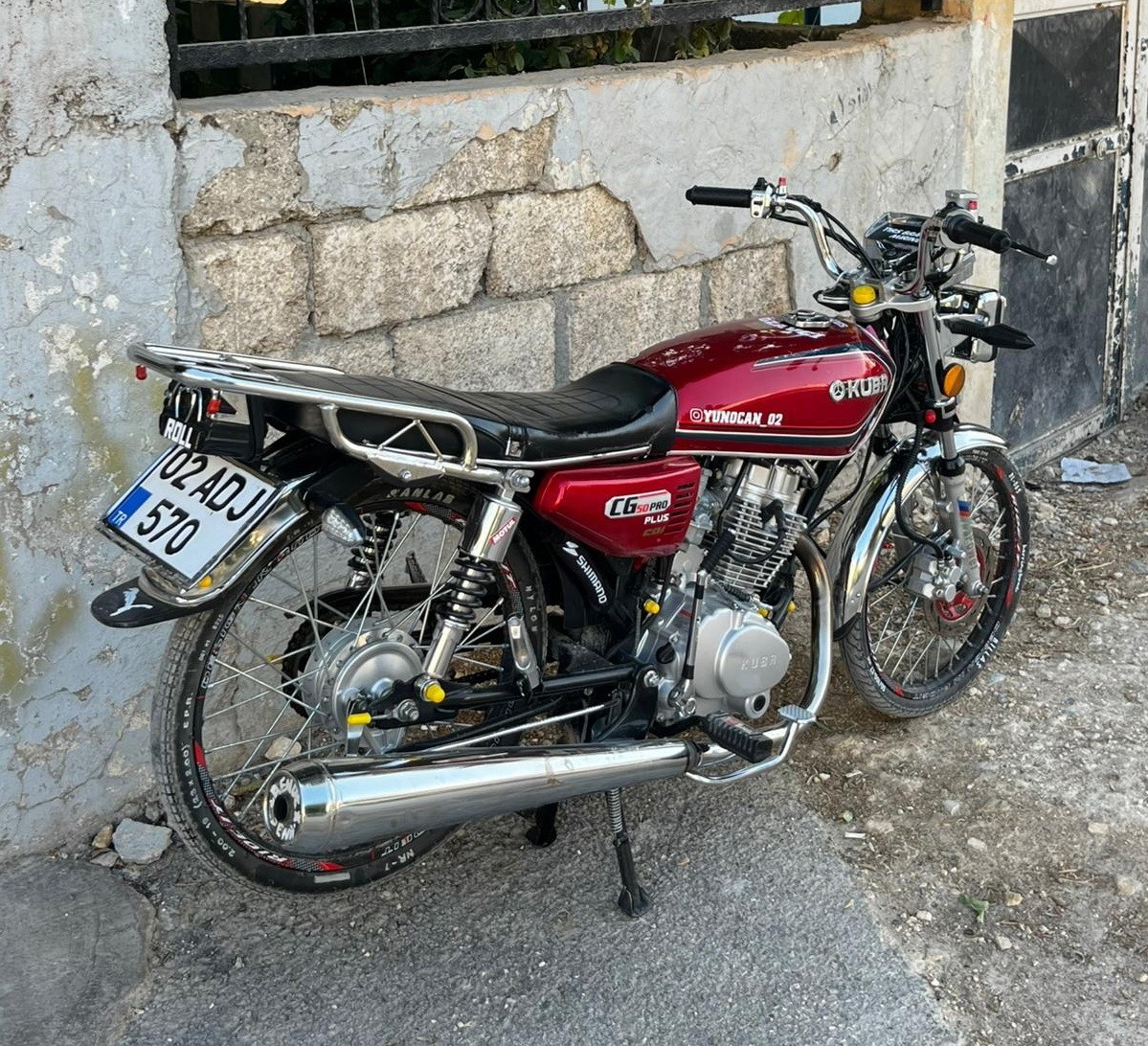 PARK HALİNDEKİ MOTOSİKLET ÇALINDI