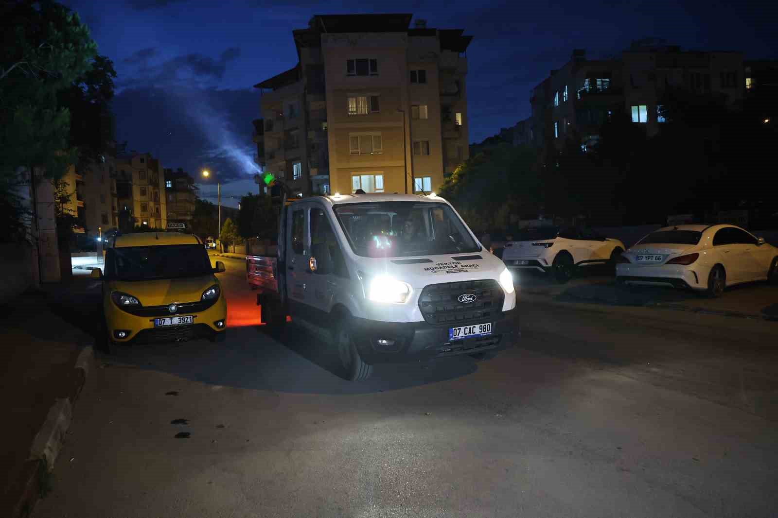 BÜYÜKŞEHİR’DEN GECE VEKTÖR MESAİSİ