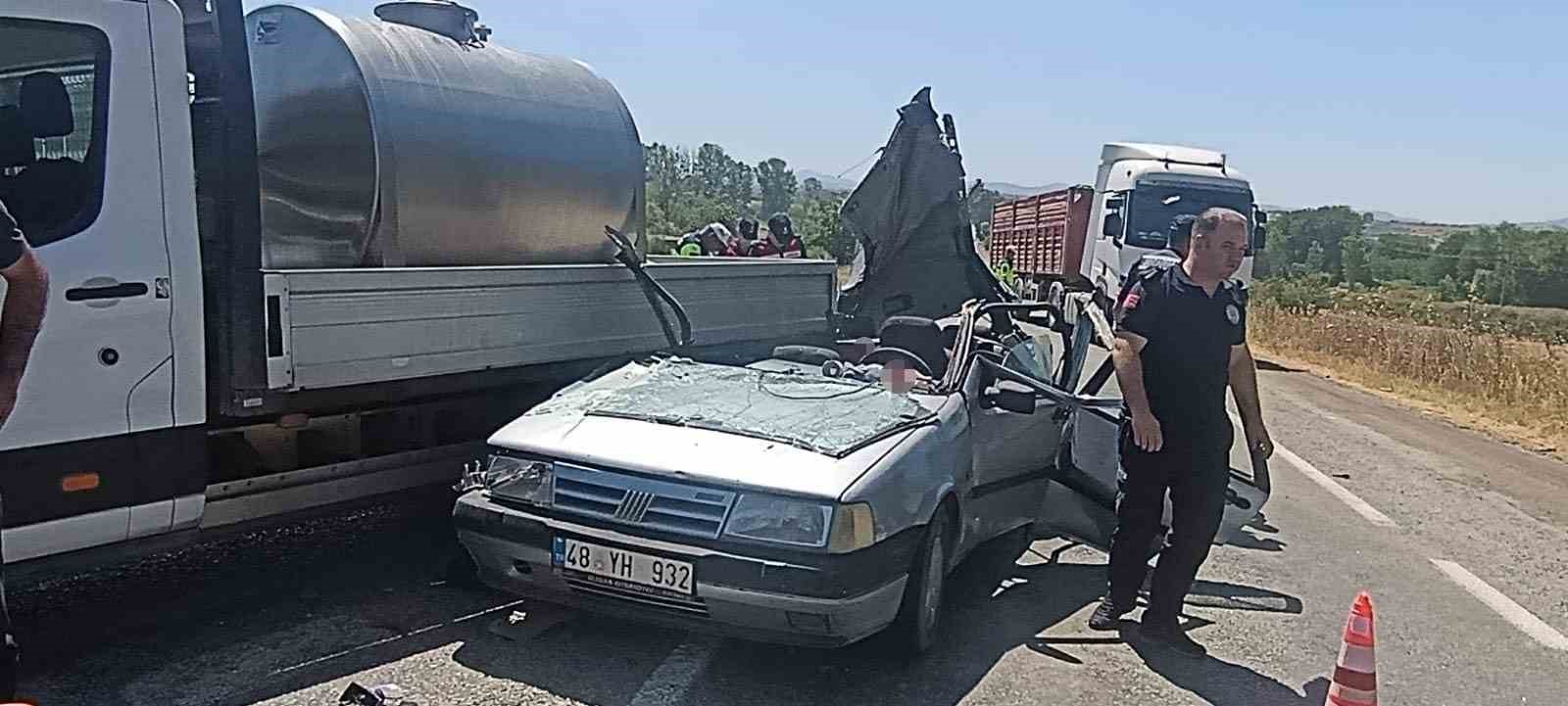 ÇANAKKALE’DE TRAFİK KAZASI: 2’Sİ AĞIR 4 YARALI