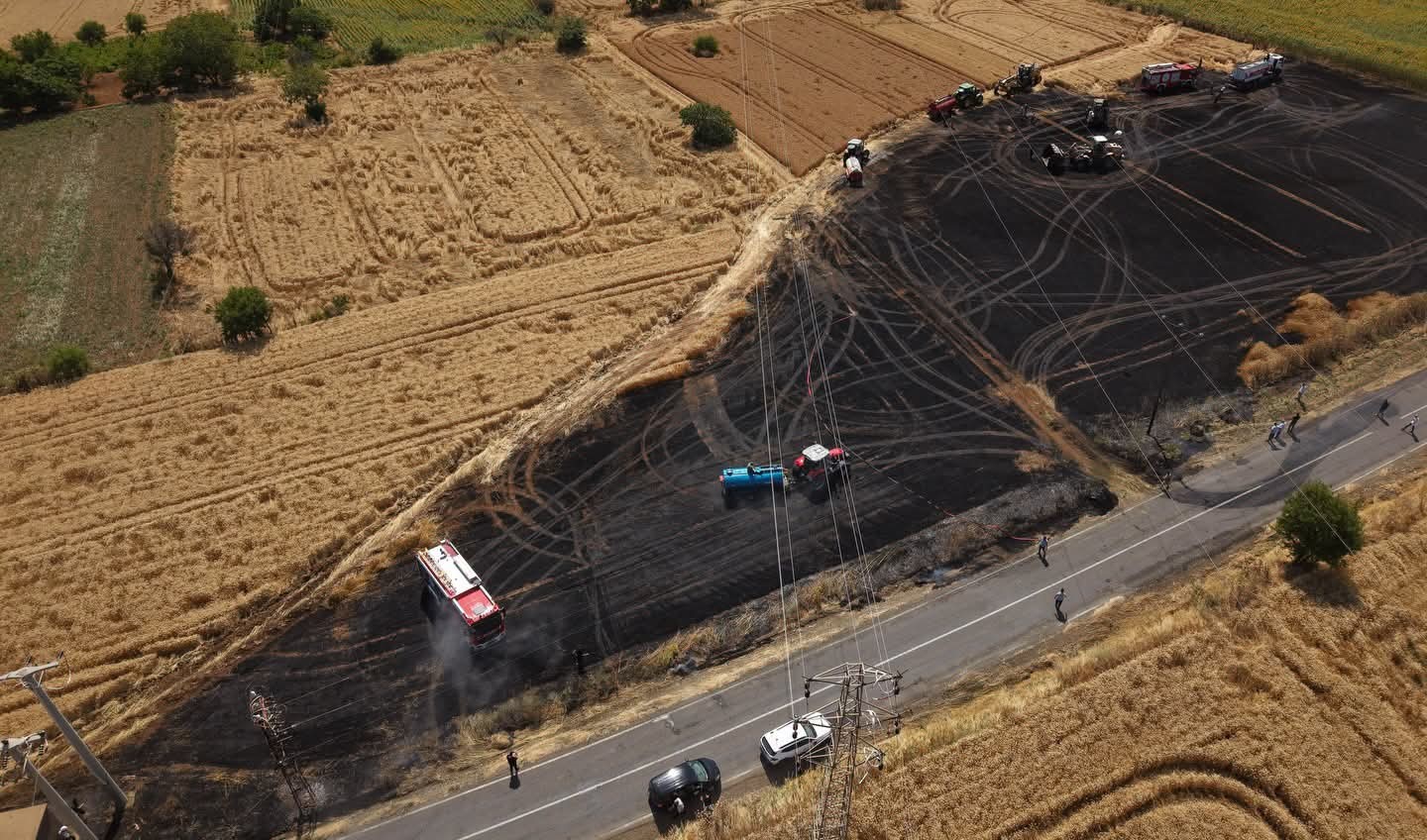 TEKİRDAĞ’DA TARIM ARAZİSİNDE ÇIKAN YANGIN KISA SÜREDE SÖNDÜRÜLDÜ