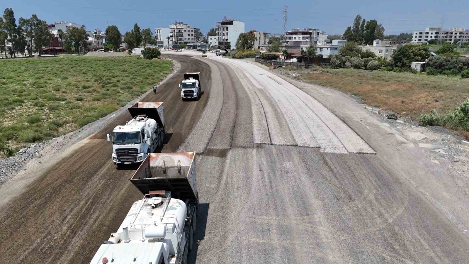 HBB, ARSUZ ÇETİLLİK ÇEVRE YOLUNUN 2. ETABINI HİZMETE AÇTI