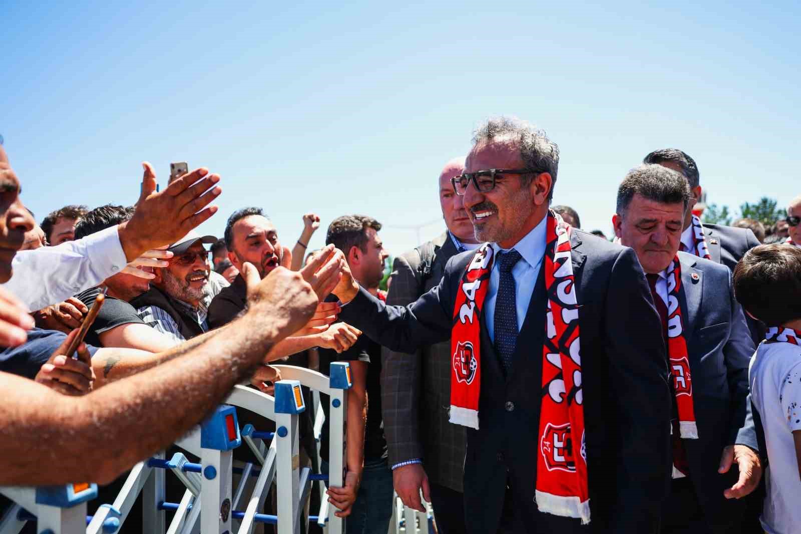 ULUKAYA MEMLEKETİ ERZİNCAN’DA COŞKUYLA KARŞILANDI