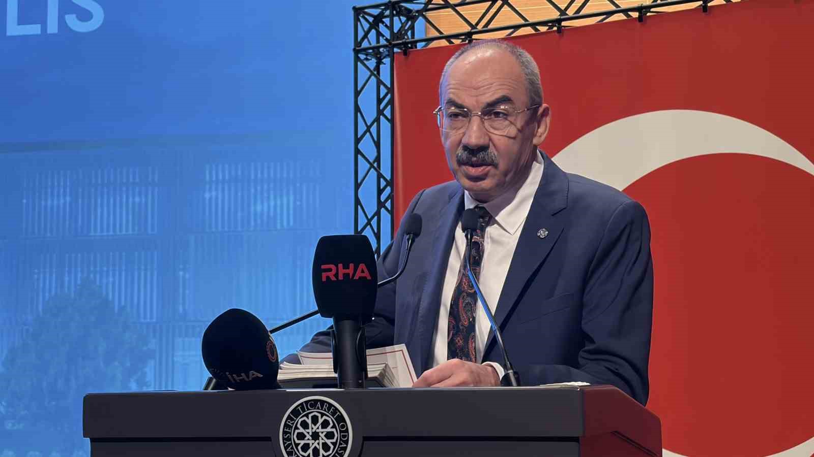 BAŞKAN GÜLSOY: "ÖNÜMÜZDEKİ DÖNEMDE SİZLERLE BİRLİKTE AZİM VE KARARLILIKLA YÜRÜMEYE DEVAM EDECEĞİZ"