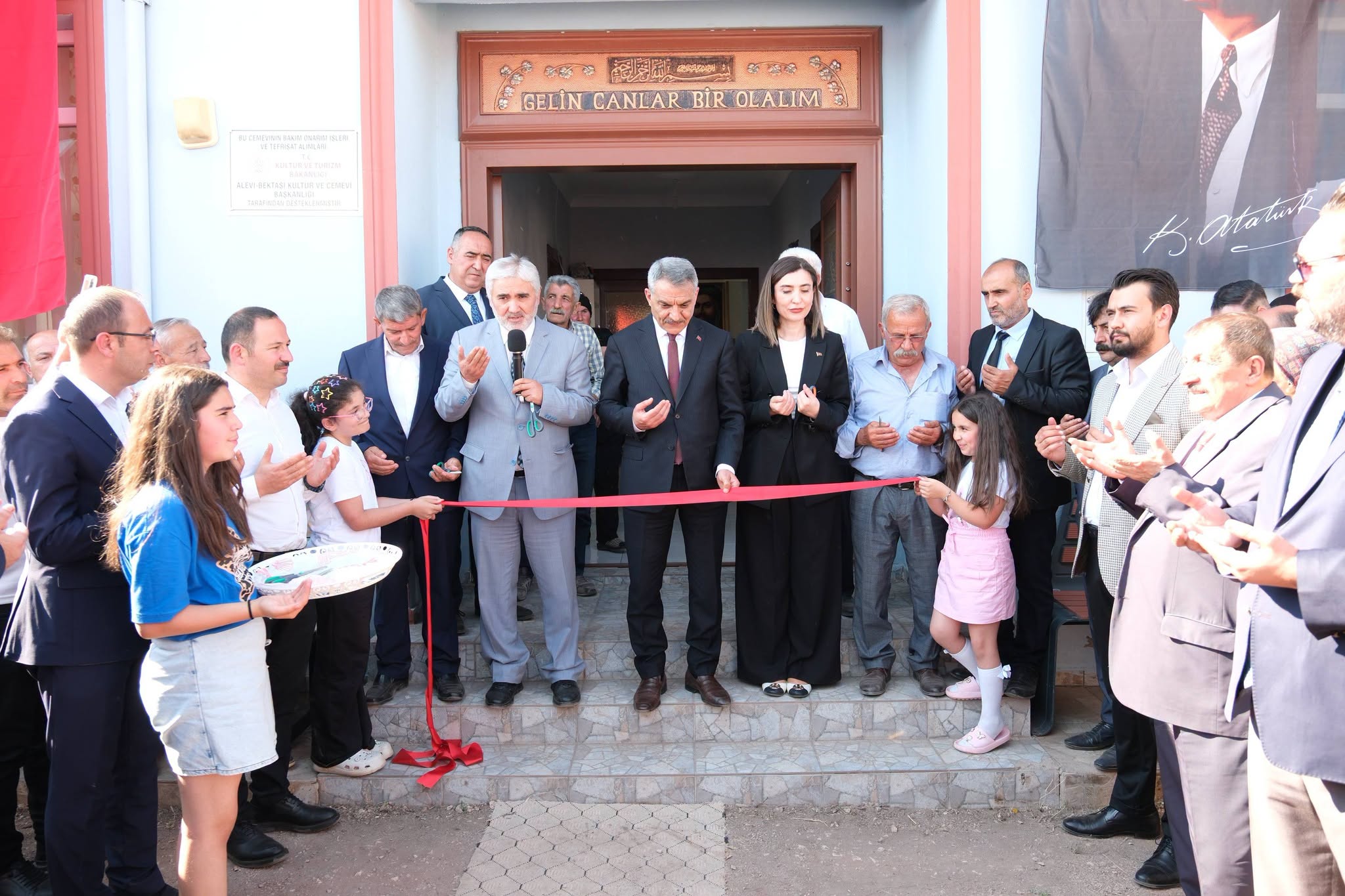 DAĞYENİCESİ KÖYÜNDE ÖNCE ‘ CEMEVİ ‘ SONRA DA ‘AŞURE’ TÖRENİ
