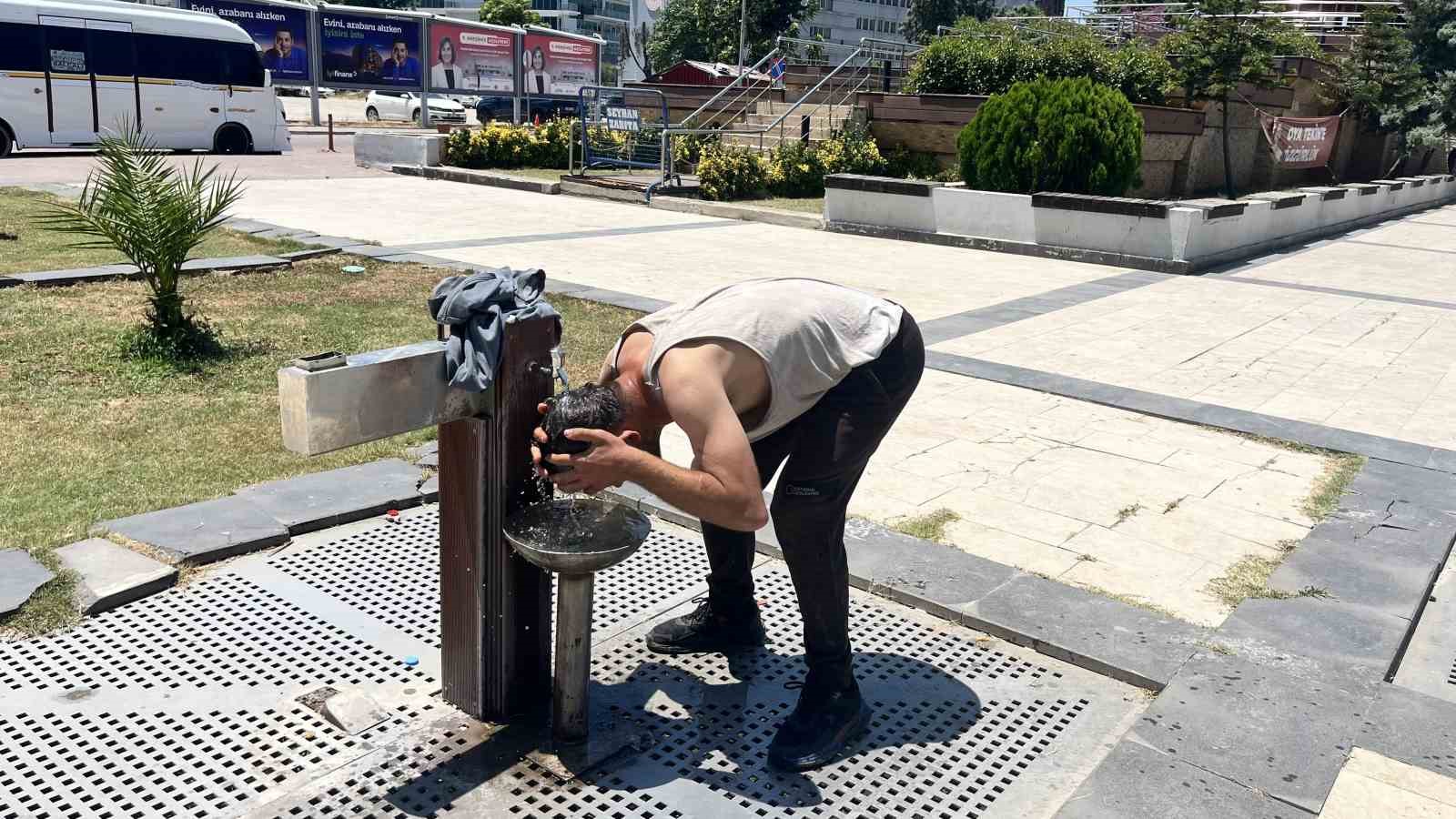 ADANALILARDAN AVRUPALILARA SICAKLIK TEPKİSİ: "NE FRANSA NE DE ALMANYA BU KADAR SICAK DEĞİL"
