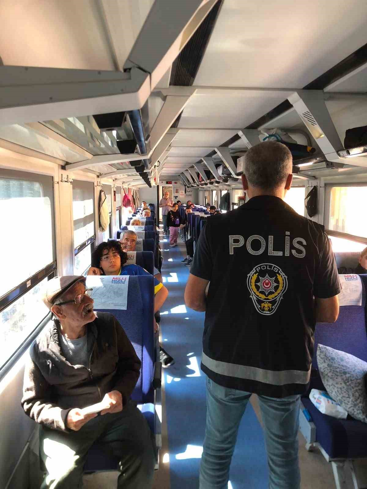 YERKÖY’DEN GEÇEN ‘DOĞU EKSPRESİ’NDE 81 YOLCU SORGULANDI