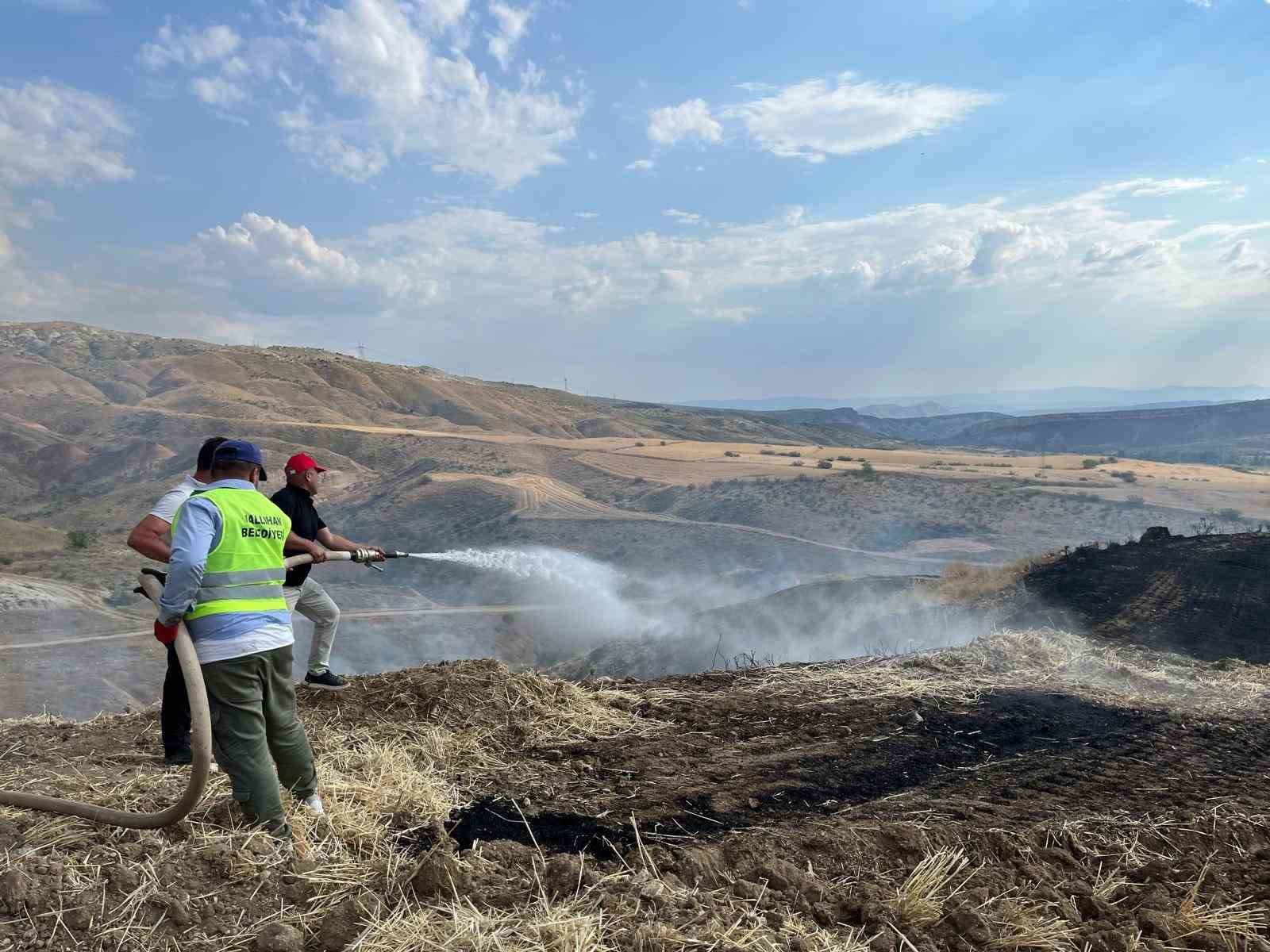 ANKARA’DA ARAZİDE ÇIKAN YANGIN BÜYÜMEDEN SÖNDÜRÜLDÜ