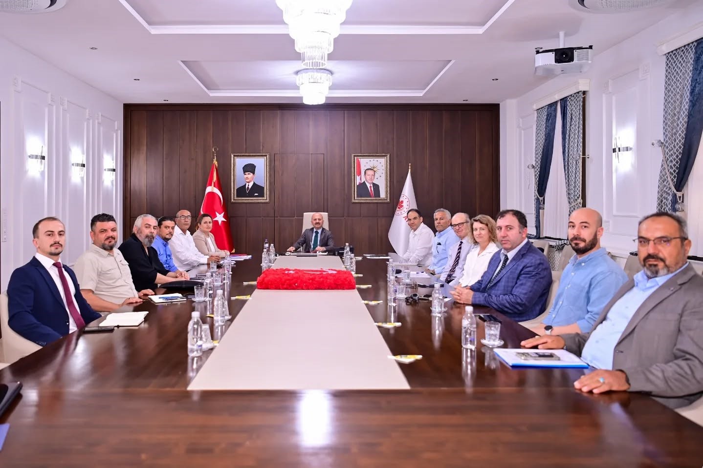 AYDIN’DA ARKEOLOJİK KAZILAR VE KÜLTÜREL MİRAS İÇİN YOL HARİTASI MASAYA YATIRILDI