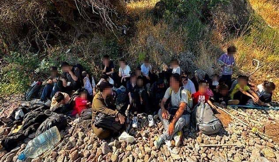 ÇANAKKALE’DE GÖÇMEN KAÇAKÇILIĞI OPERASYONU: 1 ORGANİZATÖR VE 37 KAÇAK GÖÇMEN YAKALANDI