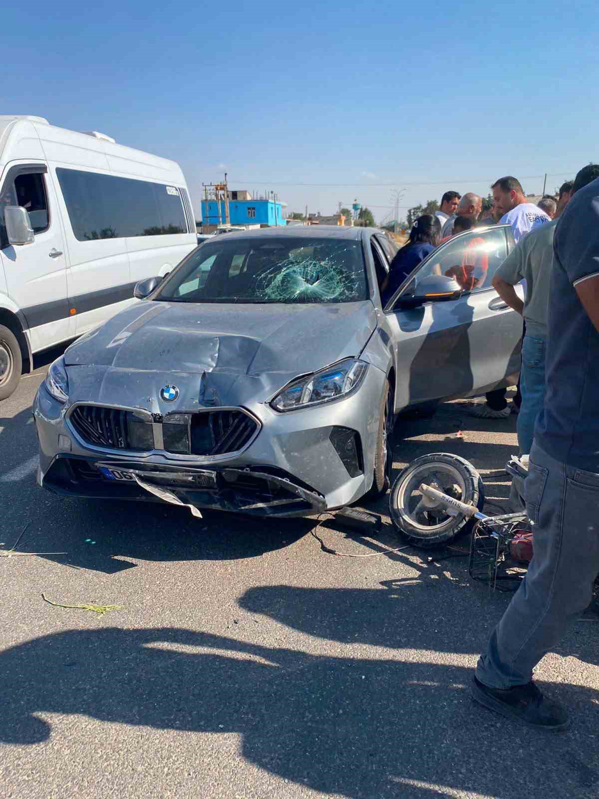 ŞANLIURFA’DA OTOMOBİLLE MOTOSİKLET ÇARPIŞTI: 2 YARALI