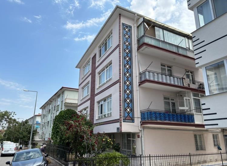 BIÇAKLA YARALADIĞI BABASI TARAFINDAN ÖLDÜRÜLEN SALDIRGANIN 8 FARKLI SUÇTAN KAYDI OLDUĞU ORTAYA ÇIKTI