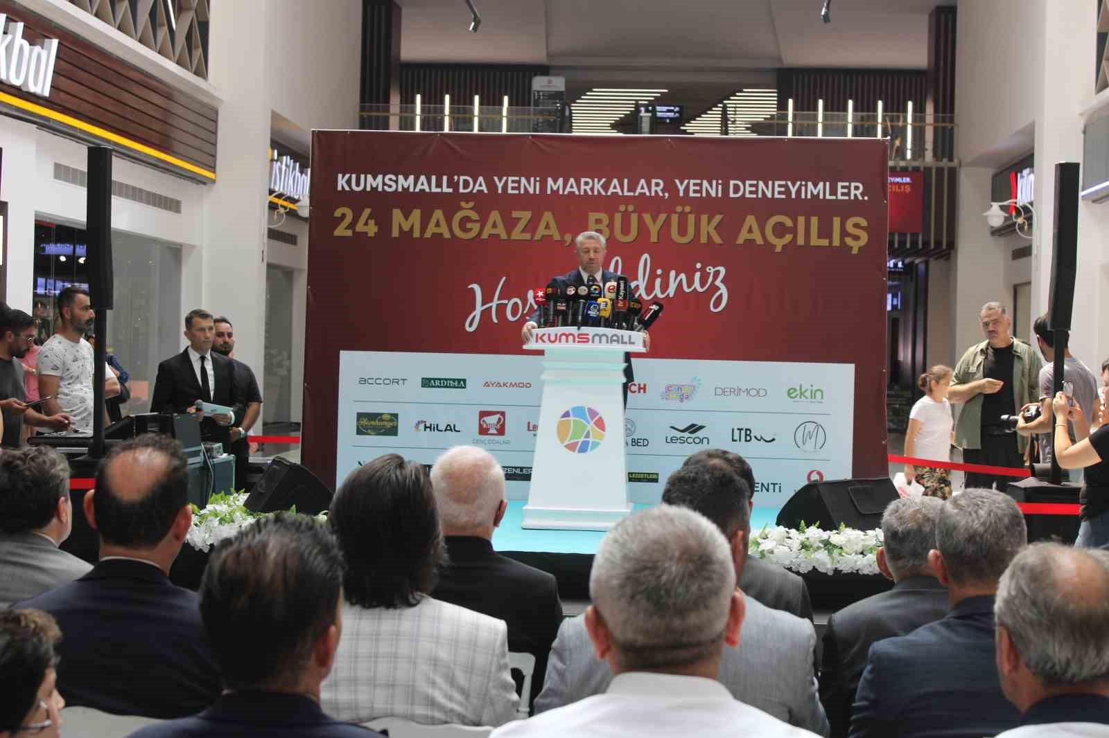 KUMSMALL AVM’DE 24 YENİ MAĞAZA AÇILDI