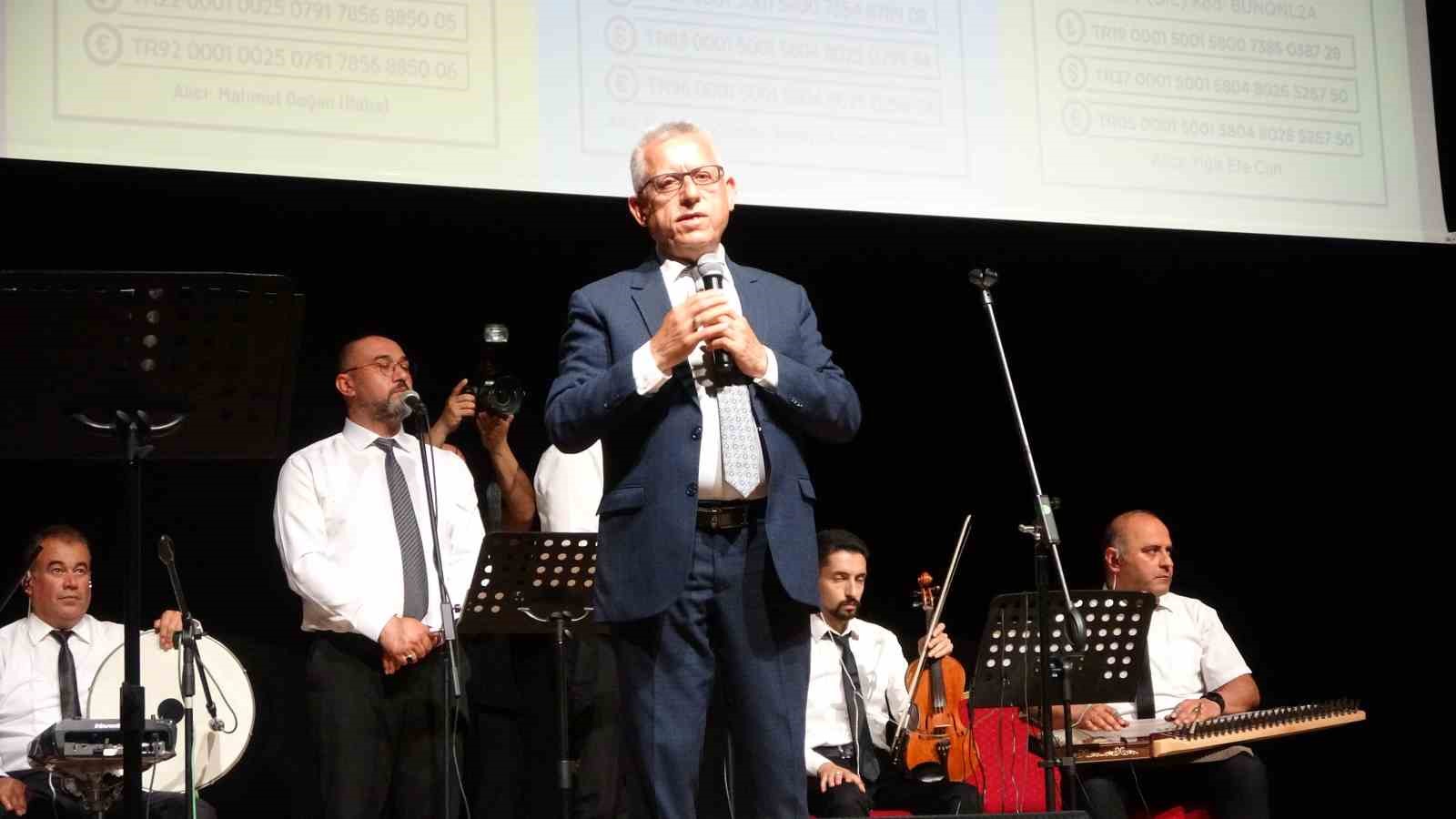 BAŞKAN ARSLAN, ÇOCUKLAR İÇİN ŞARKILAR SÖYLEDİ