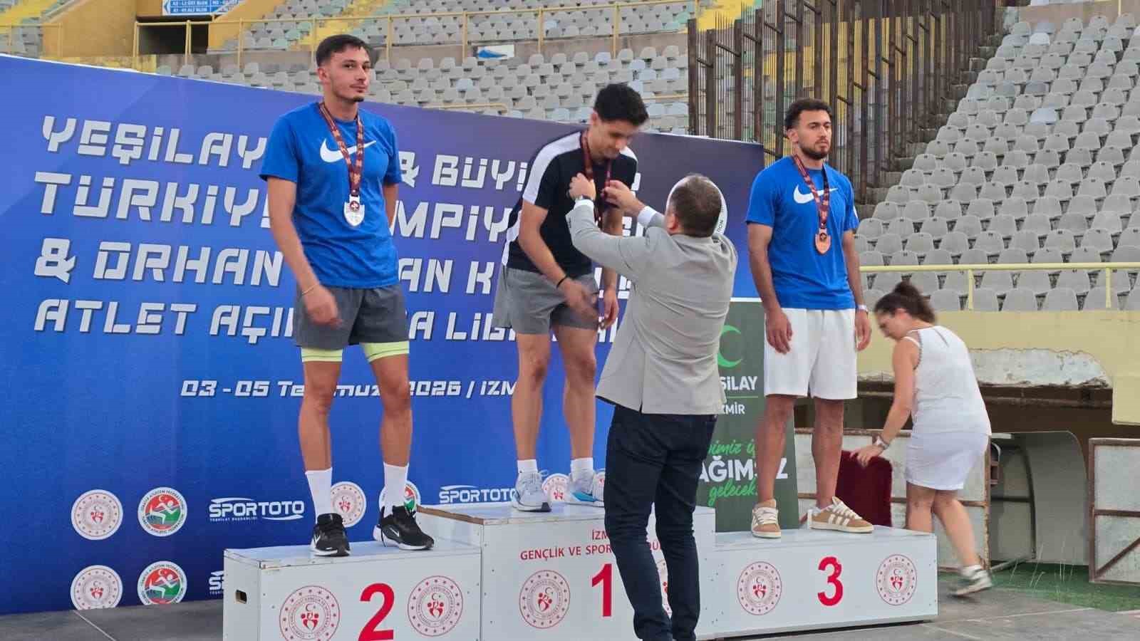 AYDINLI MİLLİ ATLET, TÜRKİYE ŞAMPİYONU OLDU