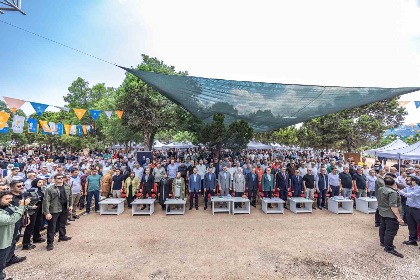 AK PARTİ KONYA İL DANIŞMA MECLİSİ TOPLANTISI BAKAN ÇİFTÇİ’NİN KATILIMIYLA GERÇEKLEŞTİRİLDİ