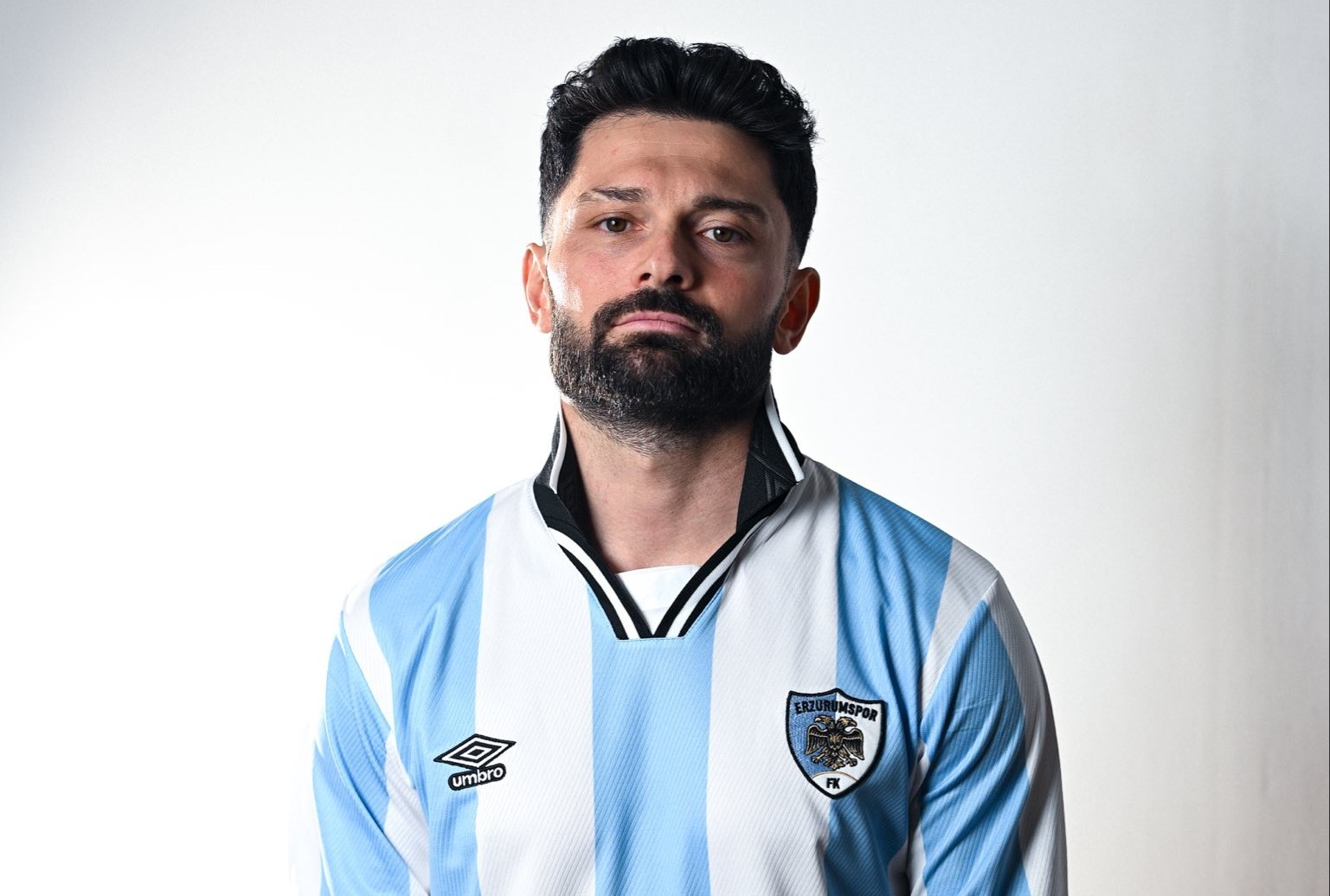 ERZURUMSPOR FK YENİ SEZON FORMASINI TANITTI