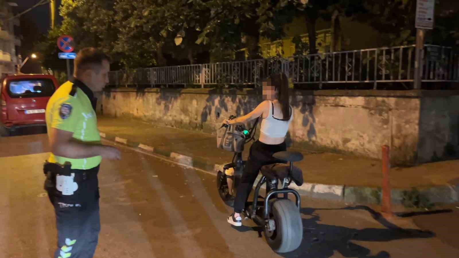 ELEKTRİKLİ BİSİKLET SÜRÜCÜSÜ ALKOLLÜ ÇIKTI, "EVE GİDİYORDUM" DEDİ