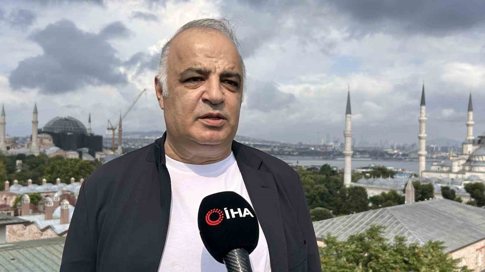 NOBEL ÖDÜLLÜ BİLİM İNSANI AZİZ SANCAR’IN YEĞENİ, KİTABINI OKUYAN LİSE ÖĞRENCİLERİNİ İSTANBUL GEZİSİYLE ÖDÜLLENDİRDİ
