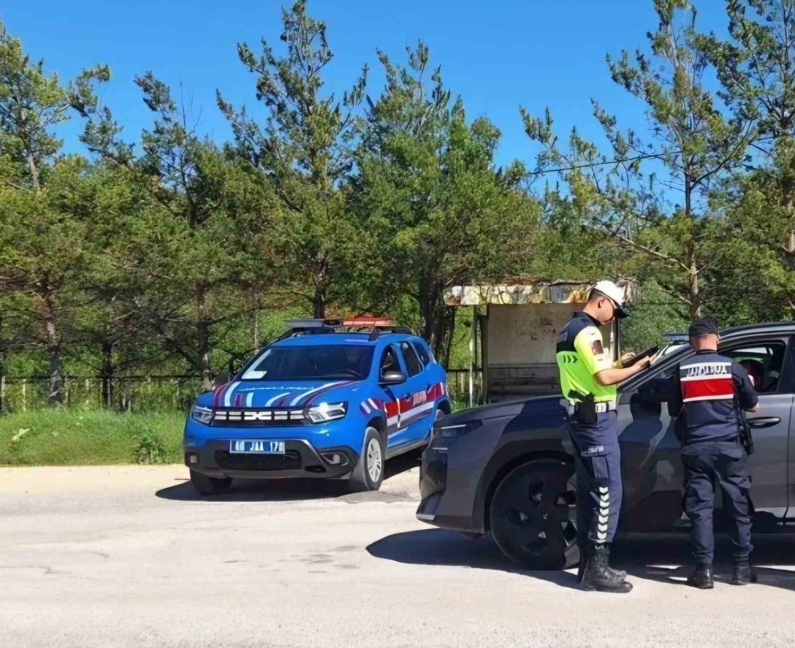 KURALLARA UYMADI, 204 BİN LİRA CEZA KESİLDİ