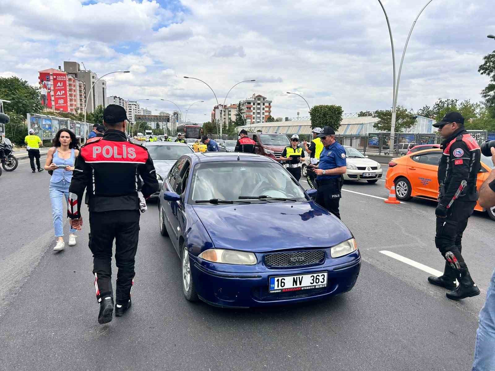 ANKARA’DA NATO ZİRVESİ KAPSAMINDA ASAYİŞ VE TRAFİK DENETİMİ GERÇEKLEŞTİRİLDİ