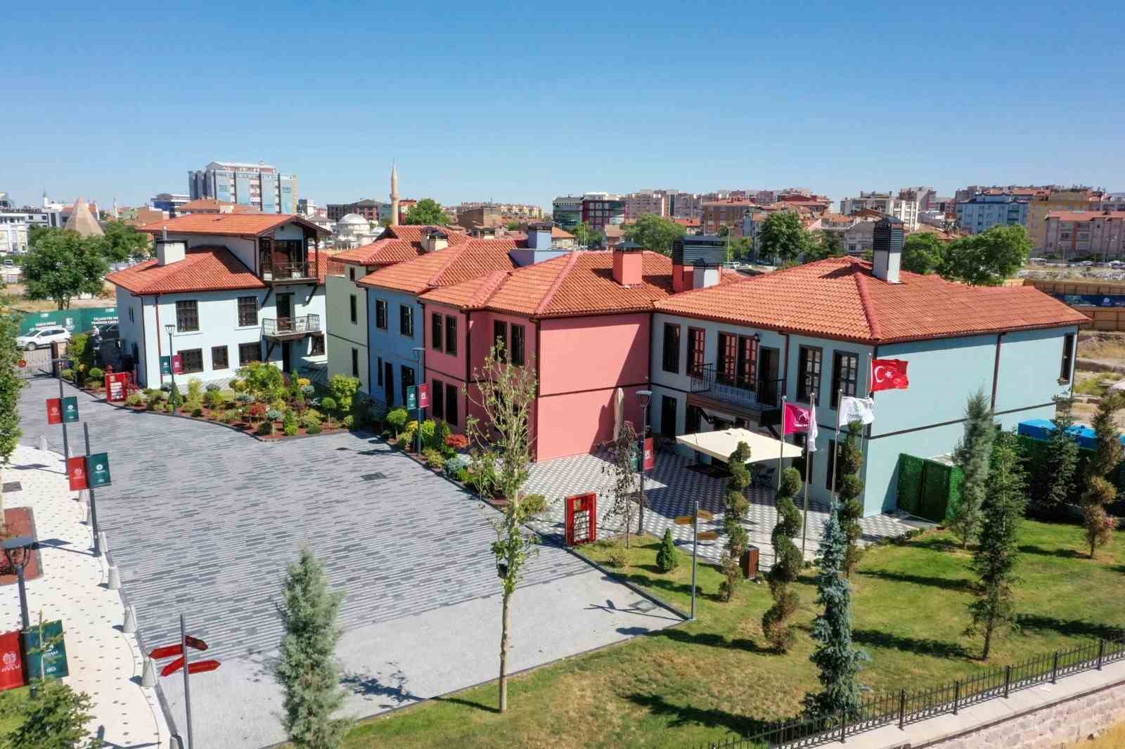 SURİÇİ DÖNÜŞÜMÜNÜN GÖZDESİ; TESCİLLİ BİNALAR ŞİMDİ KONYA TURİZMİNİN YILDIZI