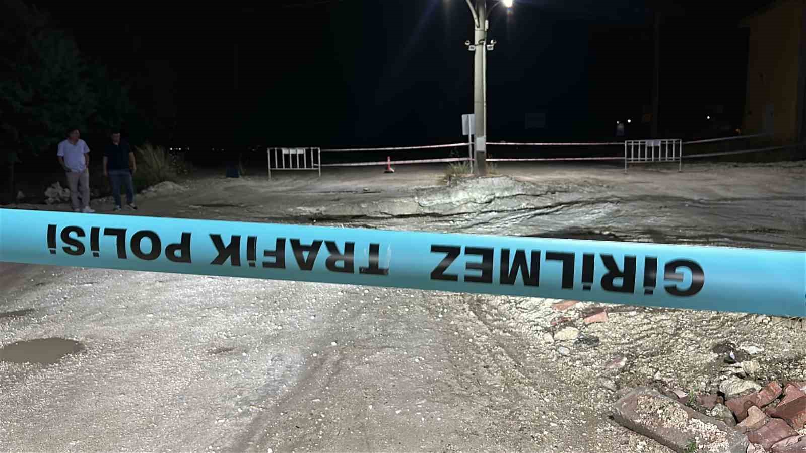BURDUR’DA ŞİDDETLİ YAĞIŞ SONRASI KÖPRÜDE ÇÖKME MEYDANA GELDİ