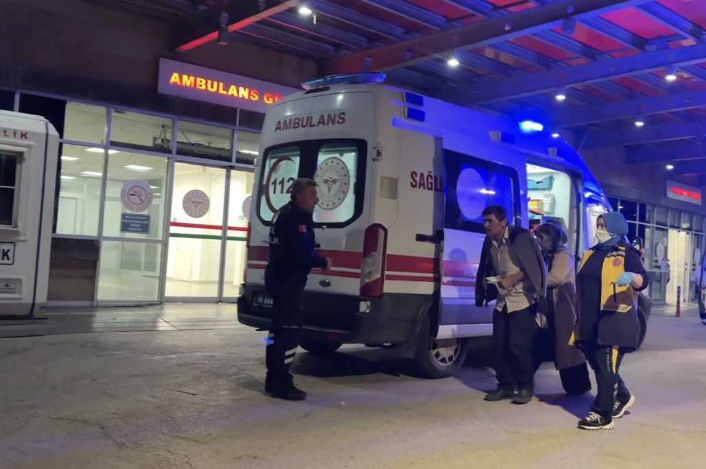 DÜĞÜN YEMEĞİNDEN 50 KİŞİ ZEHİRLENDİ İDDİASI