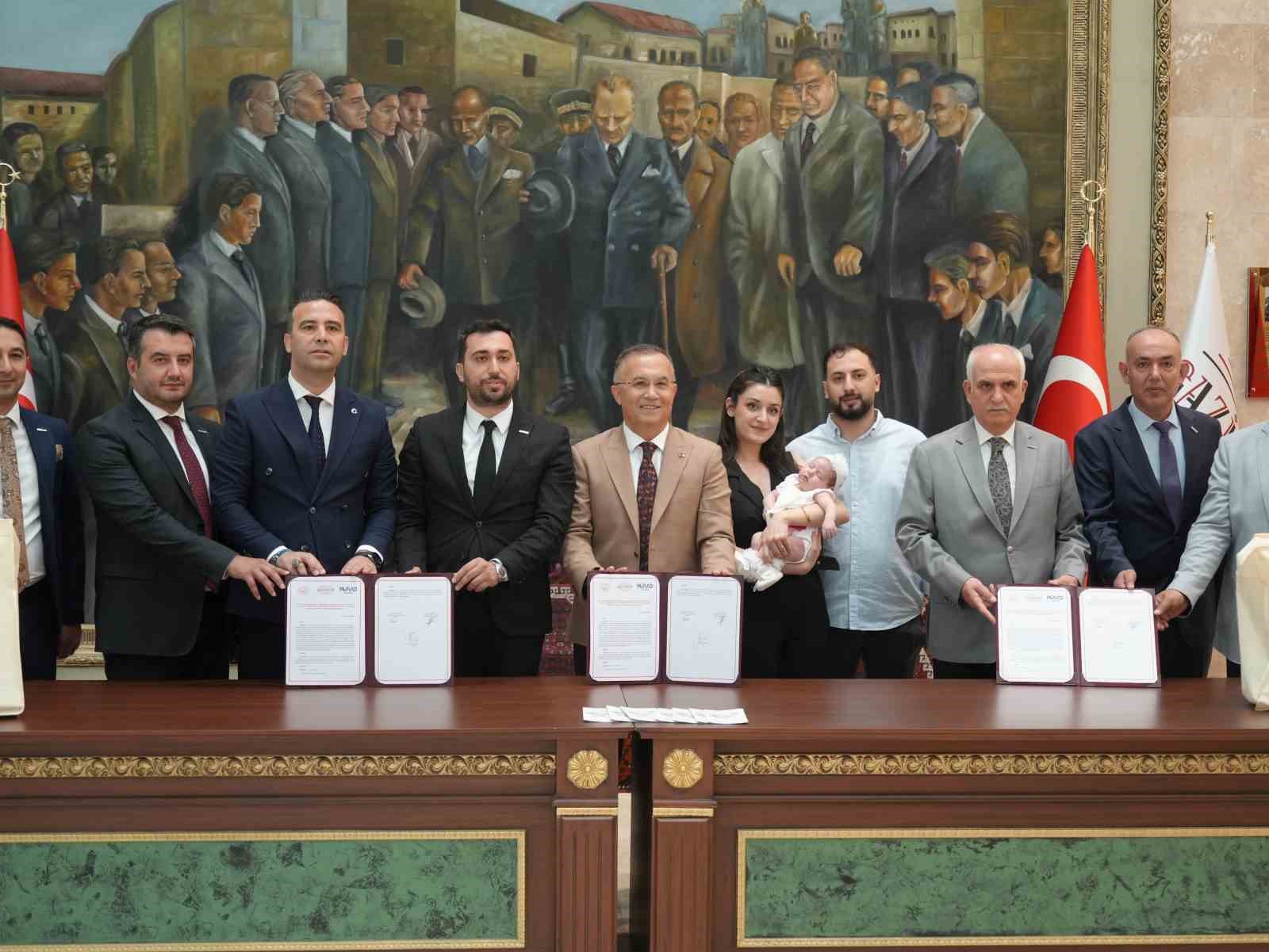 MÜSİAD GAZİANTEP ŞUBESİ "AİLEYE BEREKET, ÇOCUĞA DESTEK" PROTOKOLÜNÜ İMZALADI