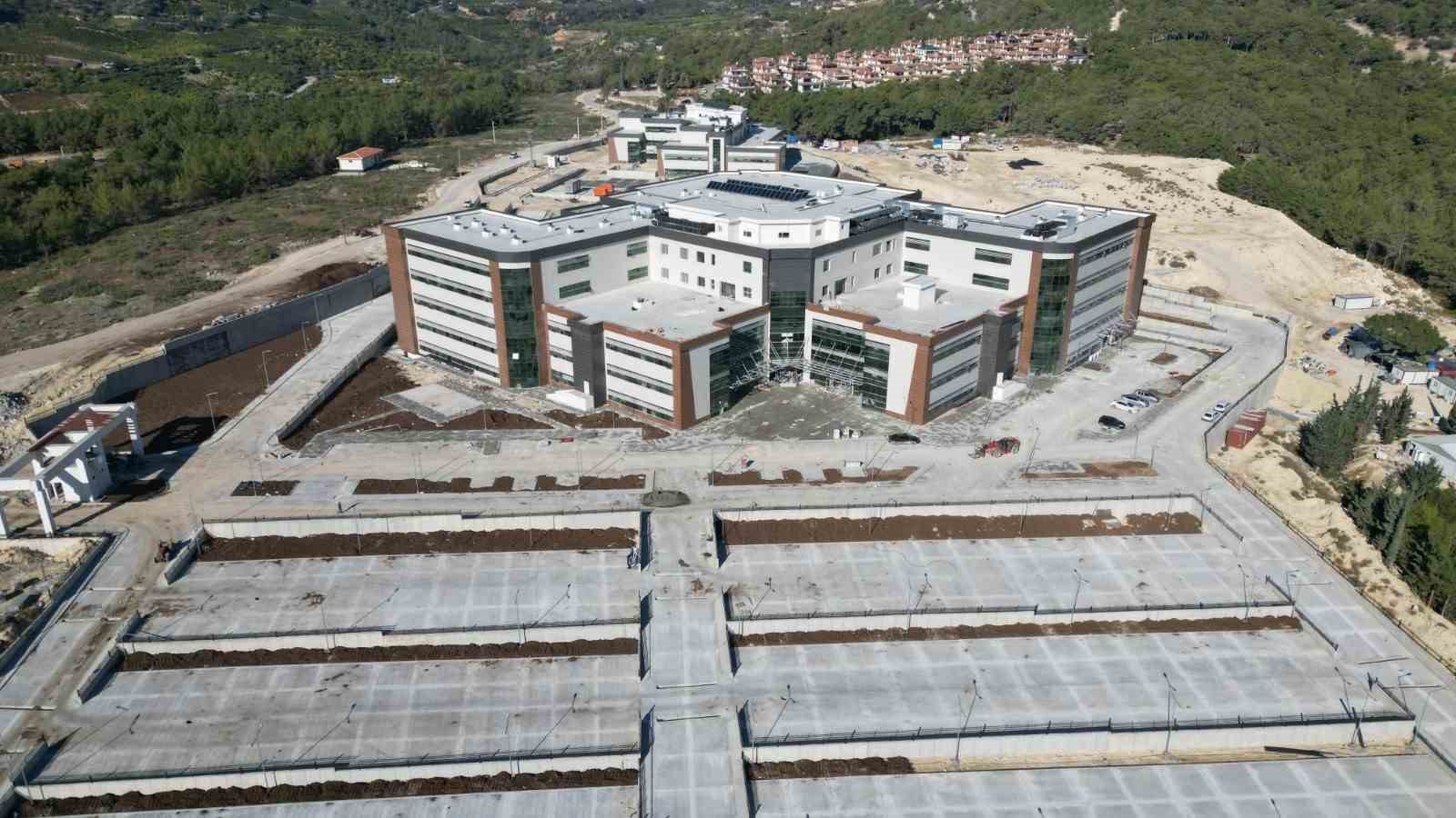 MEZİTLİ DEVLET HASTANESİ YIL SONUNDAN ÖNCE HİZMETE AÇILACAK
