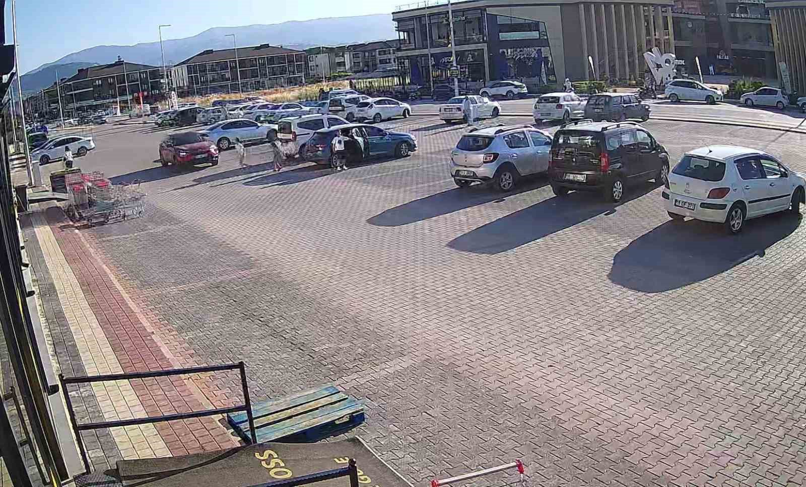 BURSA’DA CİPİN ÇARPTIĞI ÇOCUK AĞIR YARALANDI