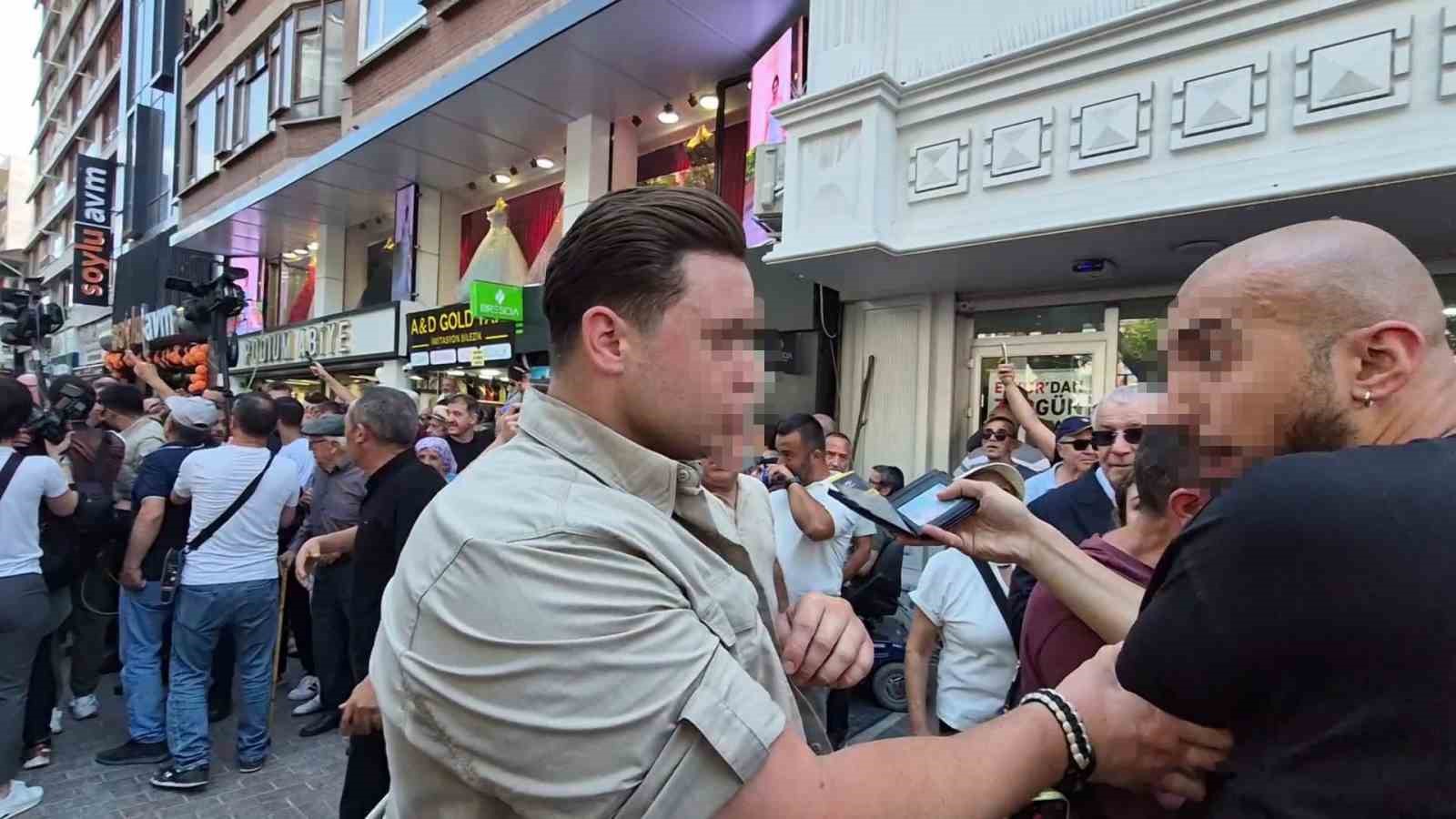 ÖZGÜR ÖZEL’İN ESKİŞEHİR PROGRAMINDA KORUMA KRİZİ: AYNI KORUMA YİNE BASINI HEDEF ALDI