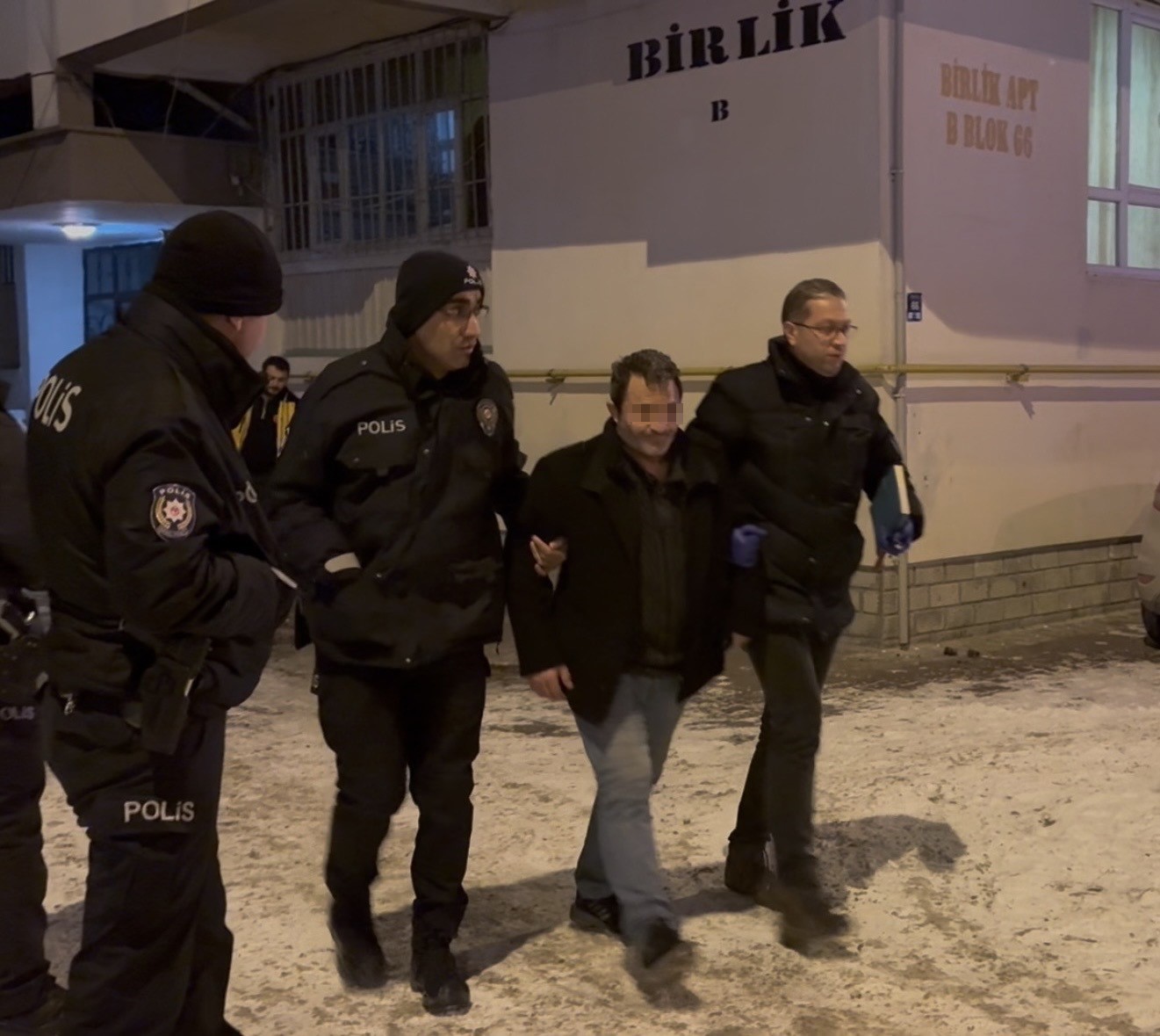 KAYSERİ’DE BIÇAKLI CİNAYETE MÜEBBET HAPİS