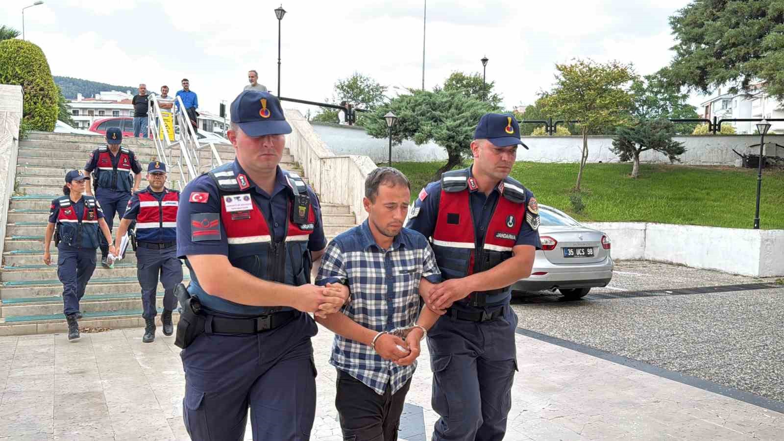 MENTEŞE’DE AKRABASINI ÖLDÜREN ZANLI TUTUKLANDI