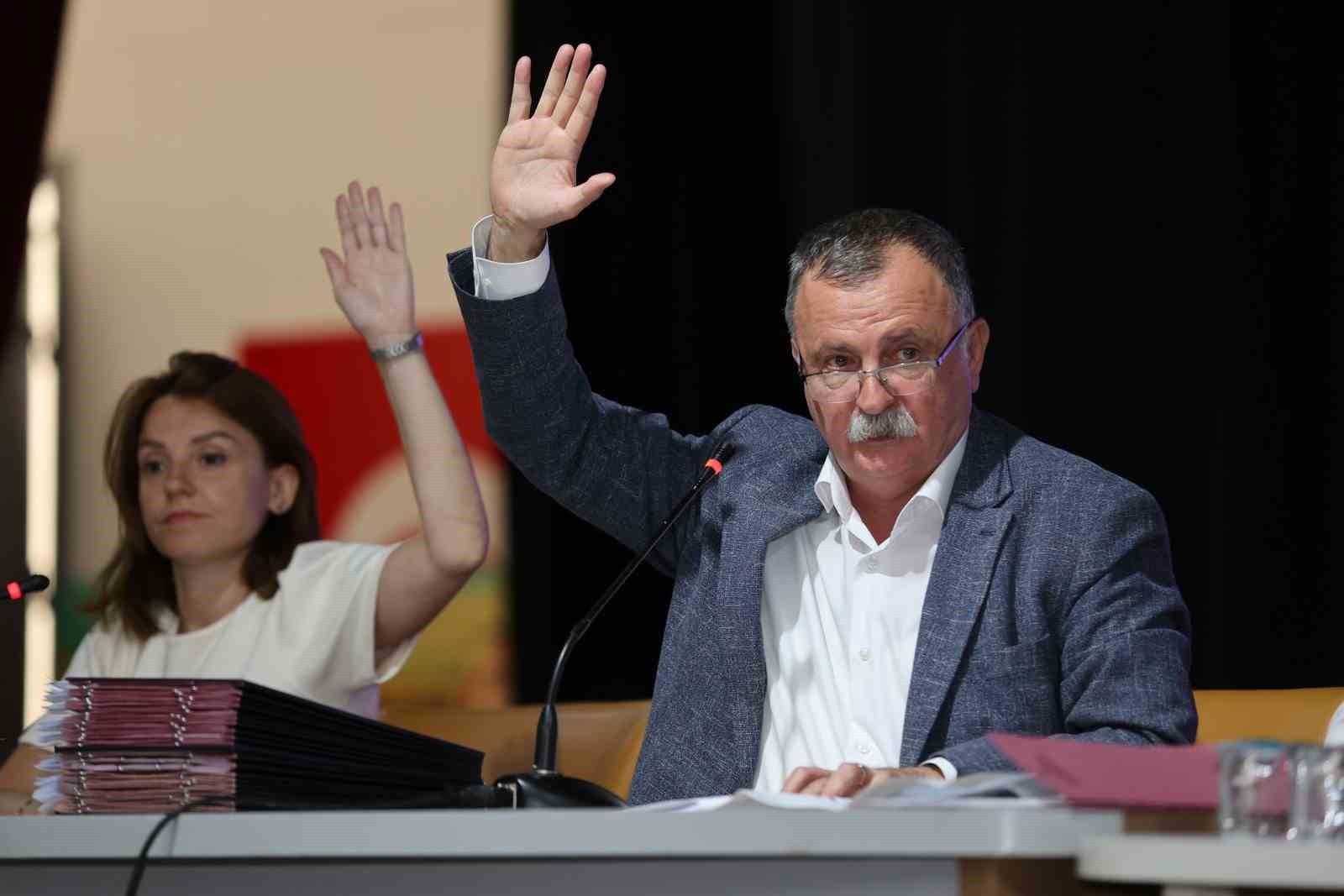 YUNUSEMRE MECLİSİ’NDEN HİZMET ODAKLI KARARLAR