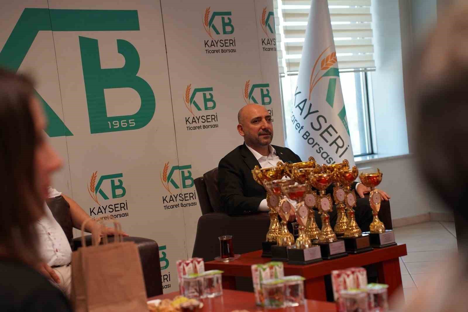 KTB ERVA SPOR OKULU SPORCULARINDAN BAŞKAN BAĞLAMIŞ’A ZİYARET