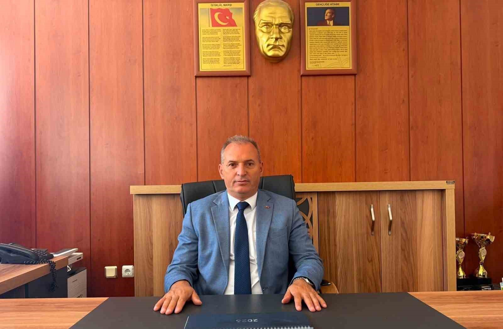 SARIGÖL İLÇE MİLLİ EĞİTİM MÜDÜRÜ YILDIRAY DEMİRTAŞ GÖREVE BAŞLADI
