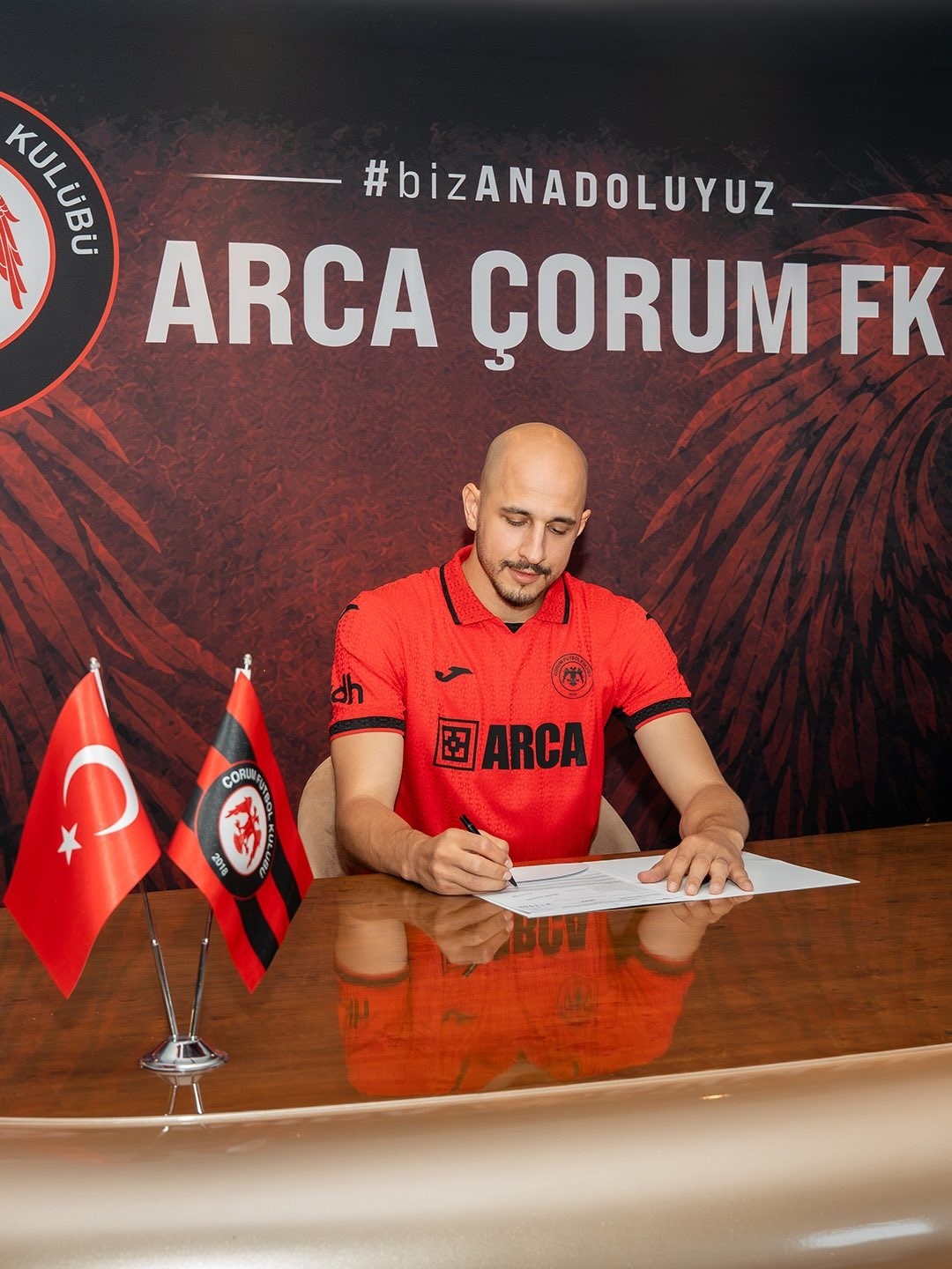 ÇORUM FK, KALECİ ERHAN ERENTÜRK’Ü RENKLERİNE BAĞLADI