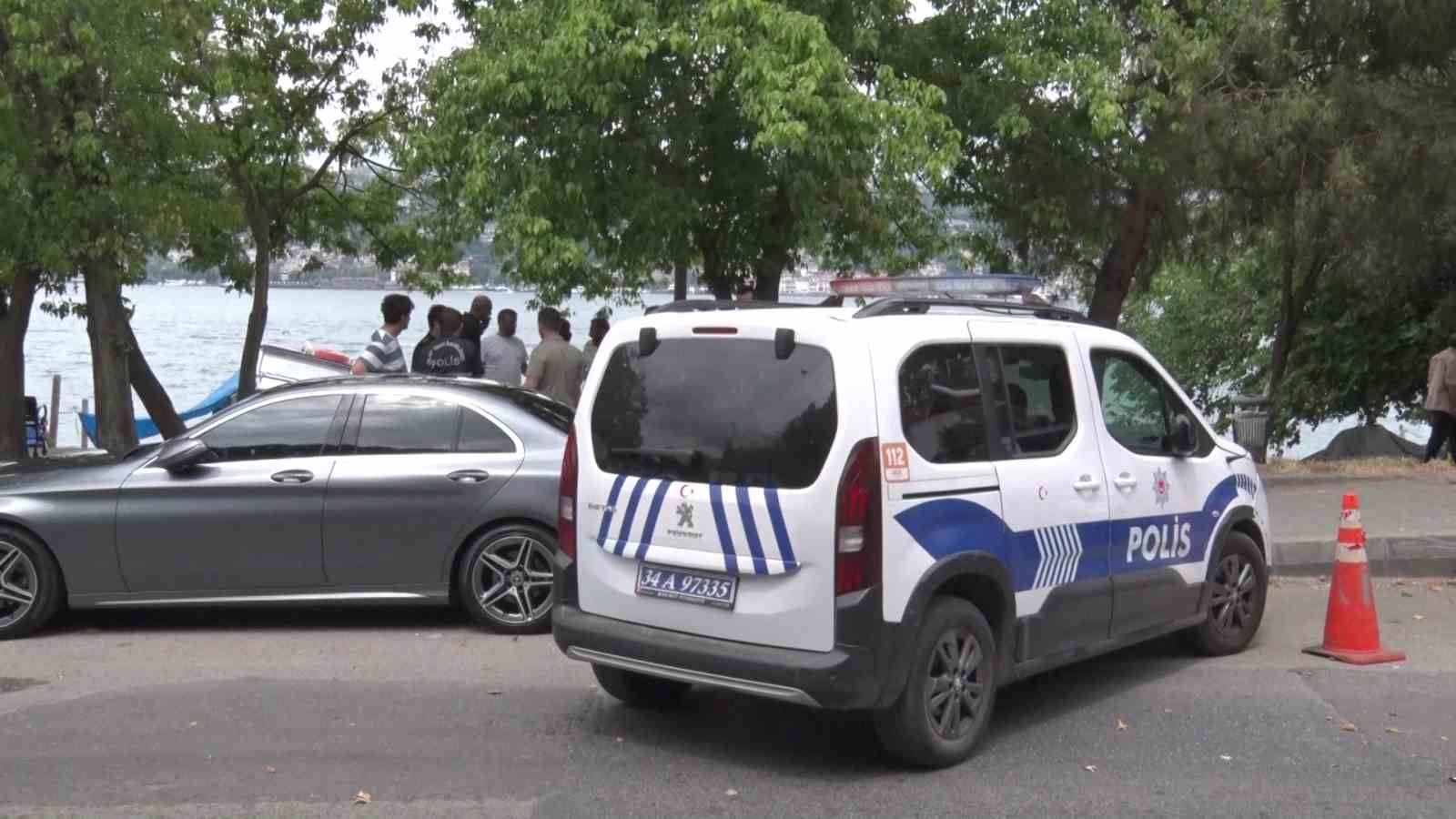 ÜSKÜDAR’DA DENİZDE CESET BULUNDU