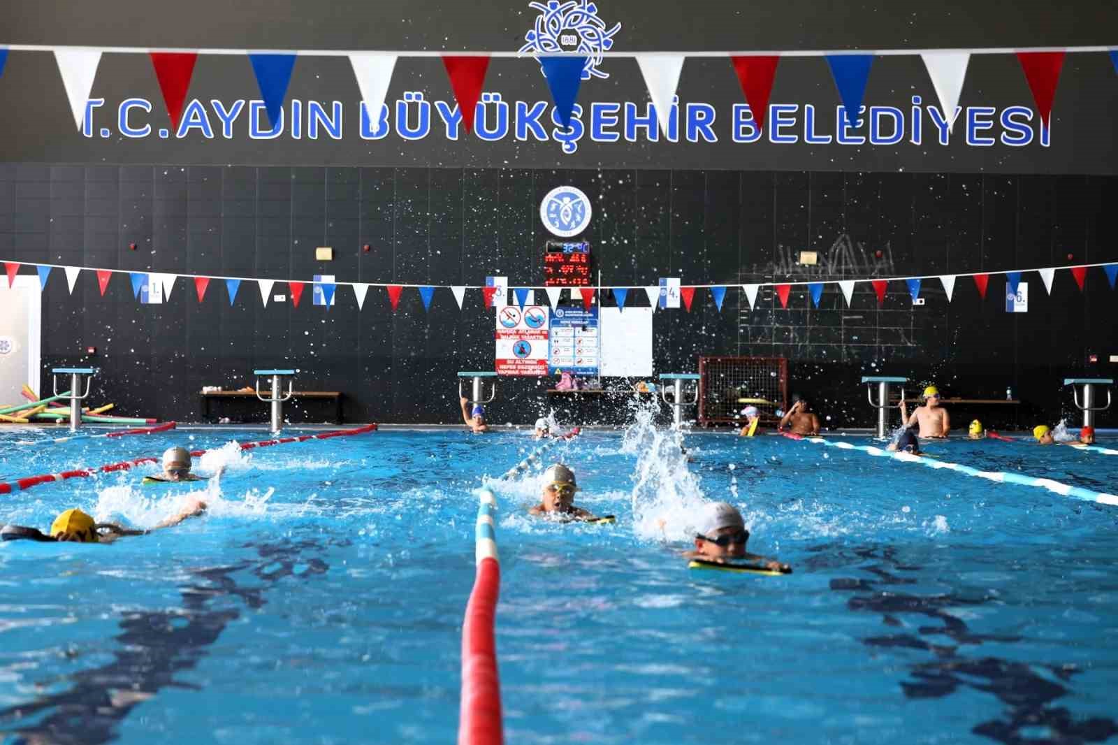 AYDIN BÜYÜKŞEHİR’İN YAZ DÖNEMİ YÜZME KURSLARINA YOĞUN İLGİ