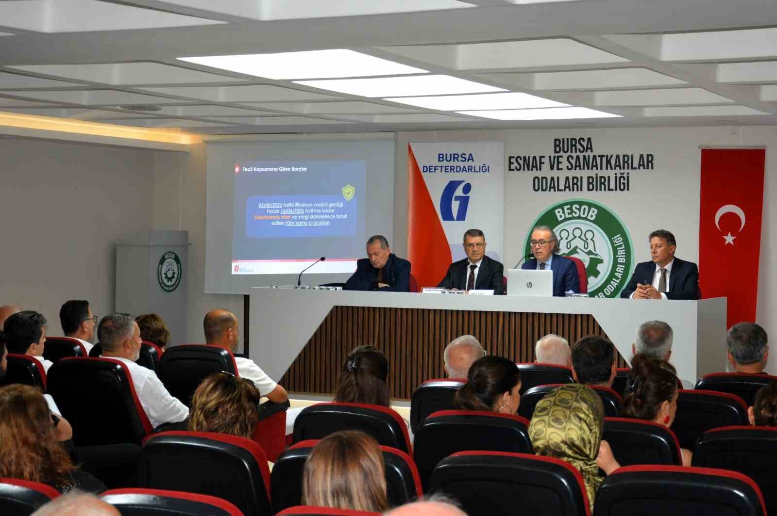 BURSA’DA ESNAFLAR VERGİ BORÇLARINDA DÜŞÜK FAİZLİ ÖDEME VE TAKSİTLE İLGİLİ BİLGİLENDİRİLDİ