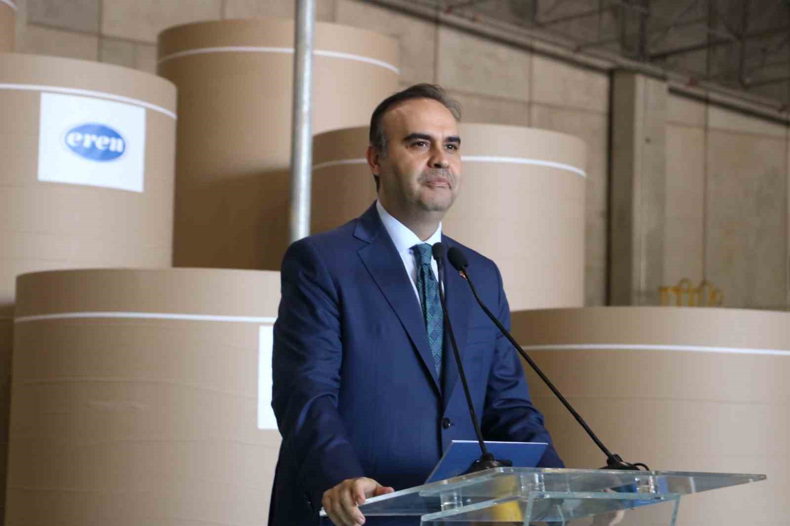 BAKAN KACIR: "TÜRKİYE, ÇİN’DEN SONRA EN GÜÇLÜ İHRACATÇI ÜLKELERDEN BİRİ"